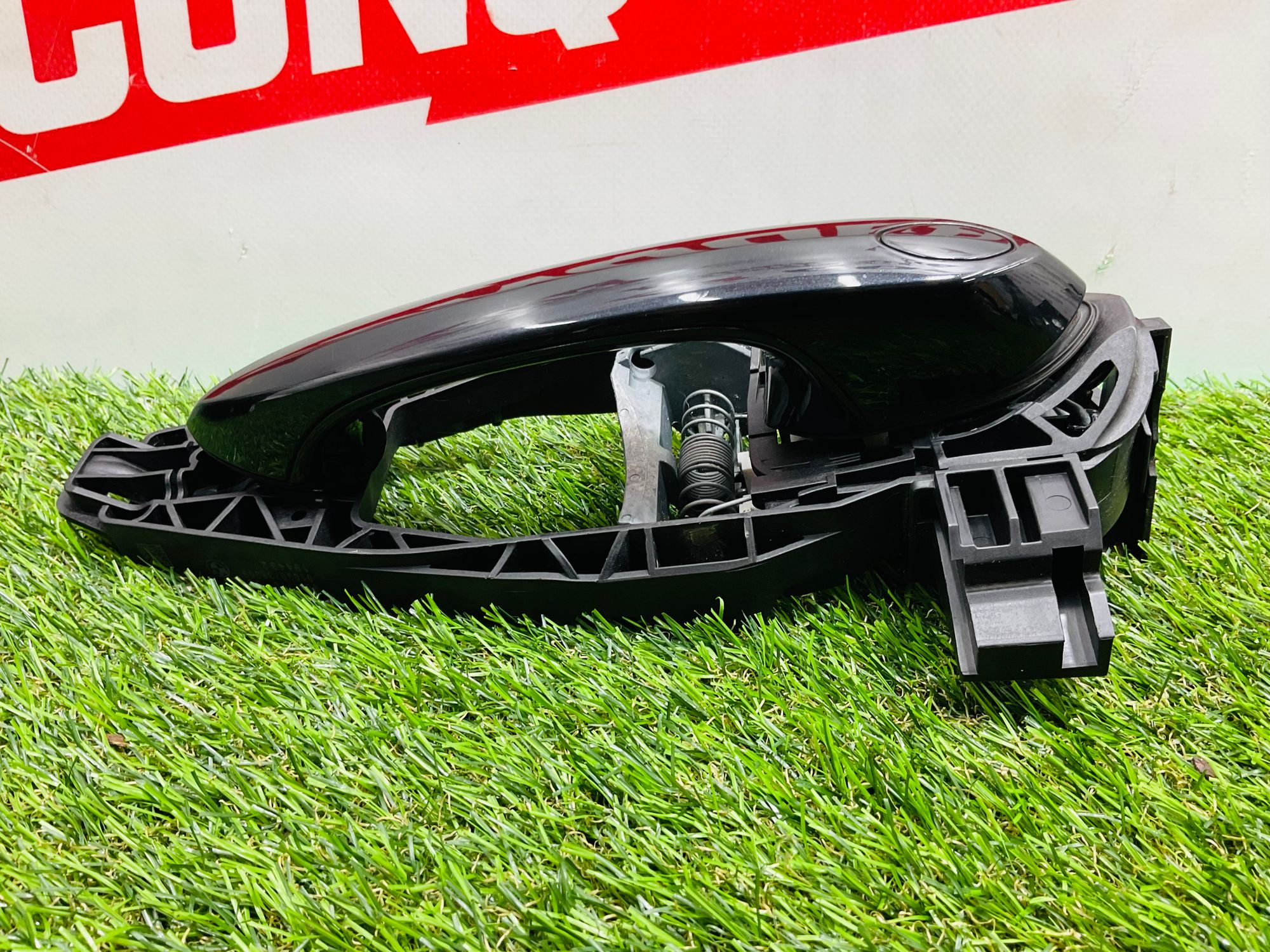 https://ycs.partsauto.market/partsauto-images/thmbs/userImages/h353NjtZg3VDP19b5HMt7LlpbQ93/part/5b5ec81b-ffd1-4dcb-a753-eb984b6cb7e4_1781342956757.jpg
