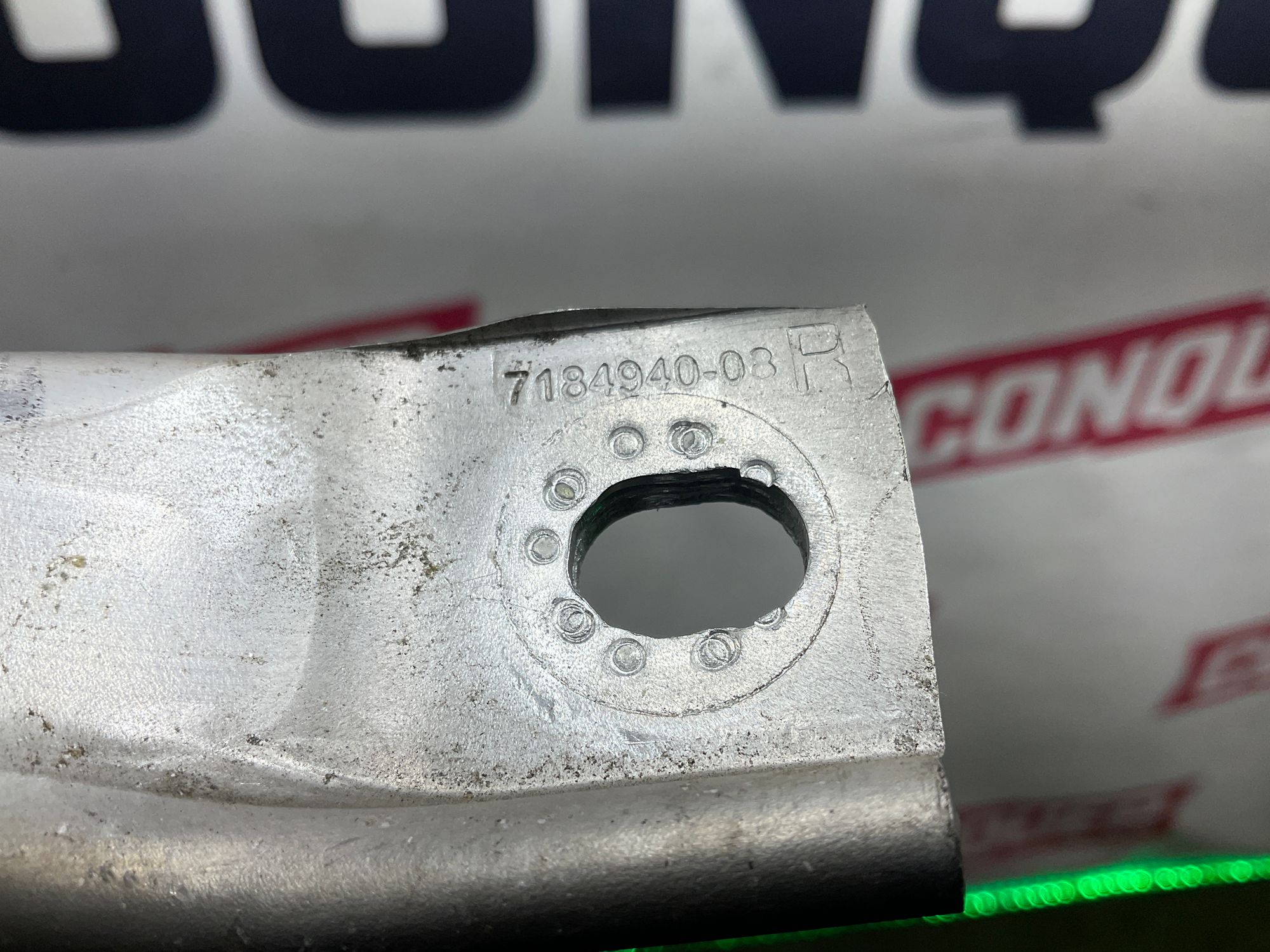 Распорка кузова правая BMW X5, E70 рестайлинг, 500 рублей, Москва