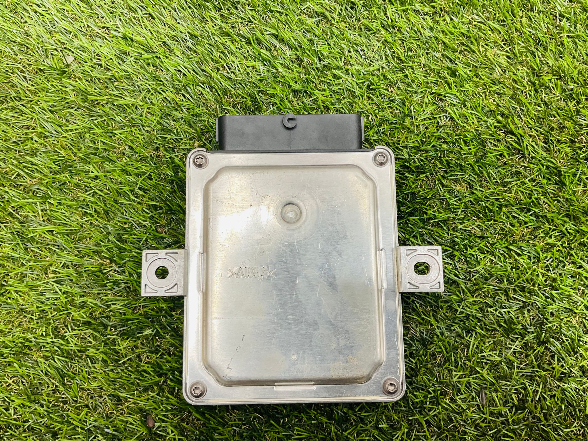 https://ycs.partsauto.market/partsauto-images/thmbs/userImages/h353NjtZg3VDP19b5HMt7LlpbQ93/part/5bc89fa5-b0d4-470a-8f30-9e7d57b96be9_1785918905543.jpg