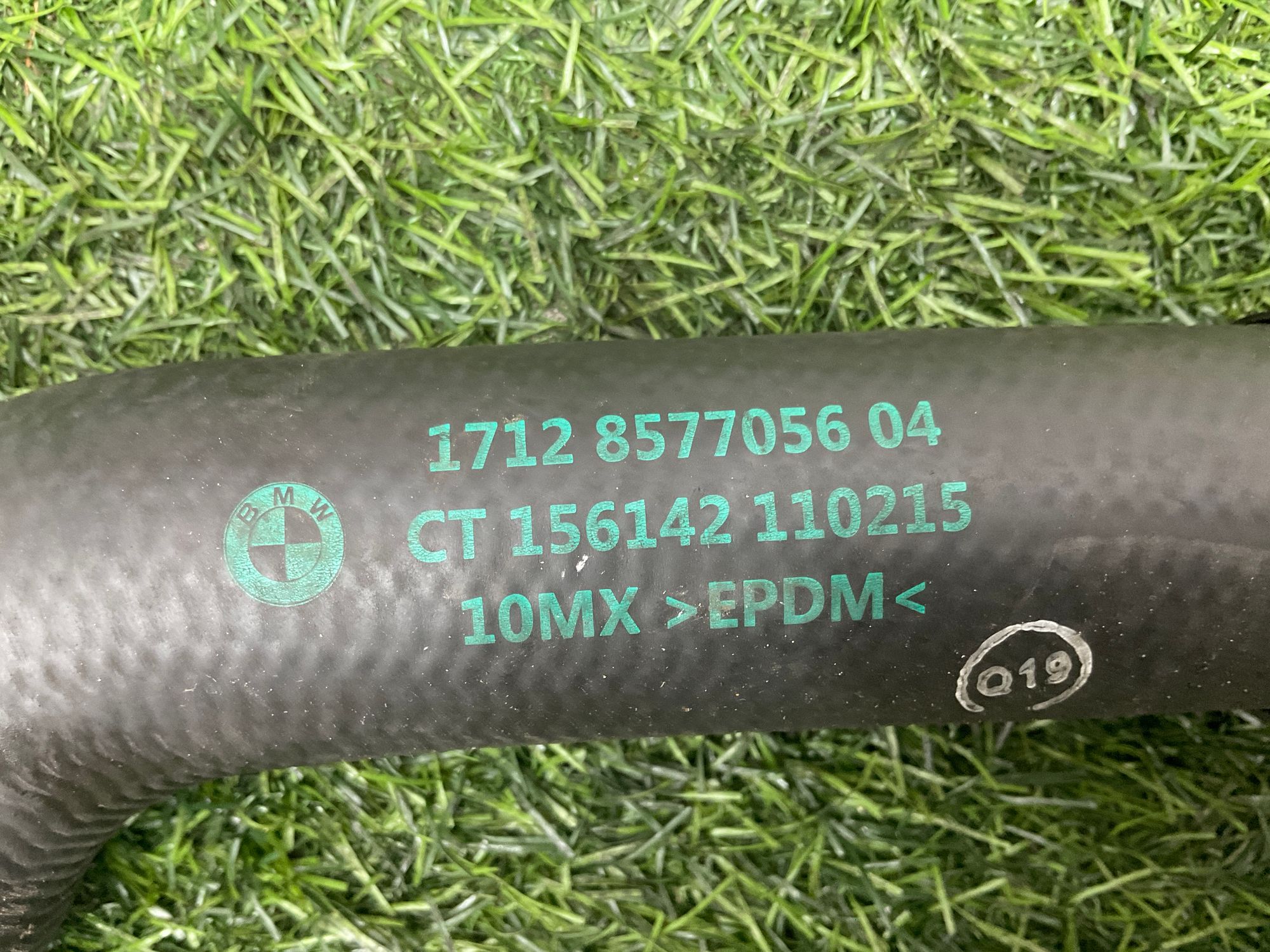 https://ycs.partsauto.market/partsauto-images/thmbs/userImages/h353NjtZg3VDP19b5HMt7LlpbQ93/part/5cb13c66-634a-4d83-b520-f1203c41163b_1741959806853.jpg