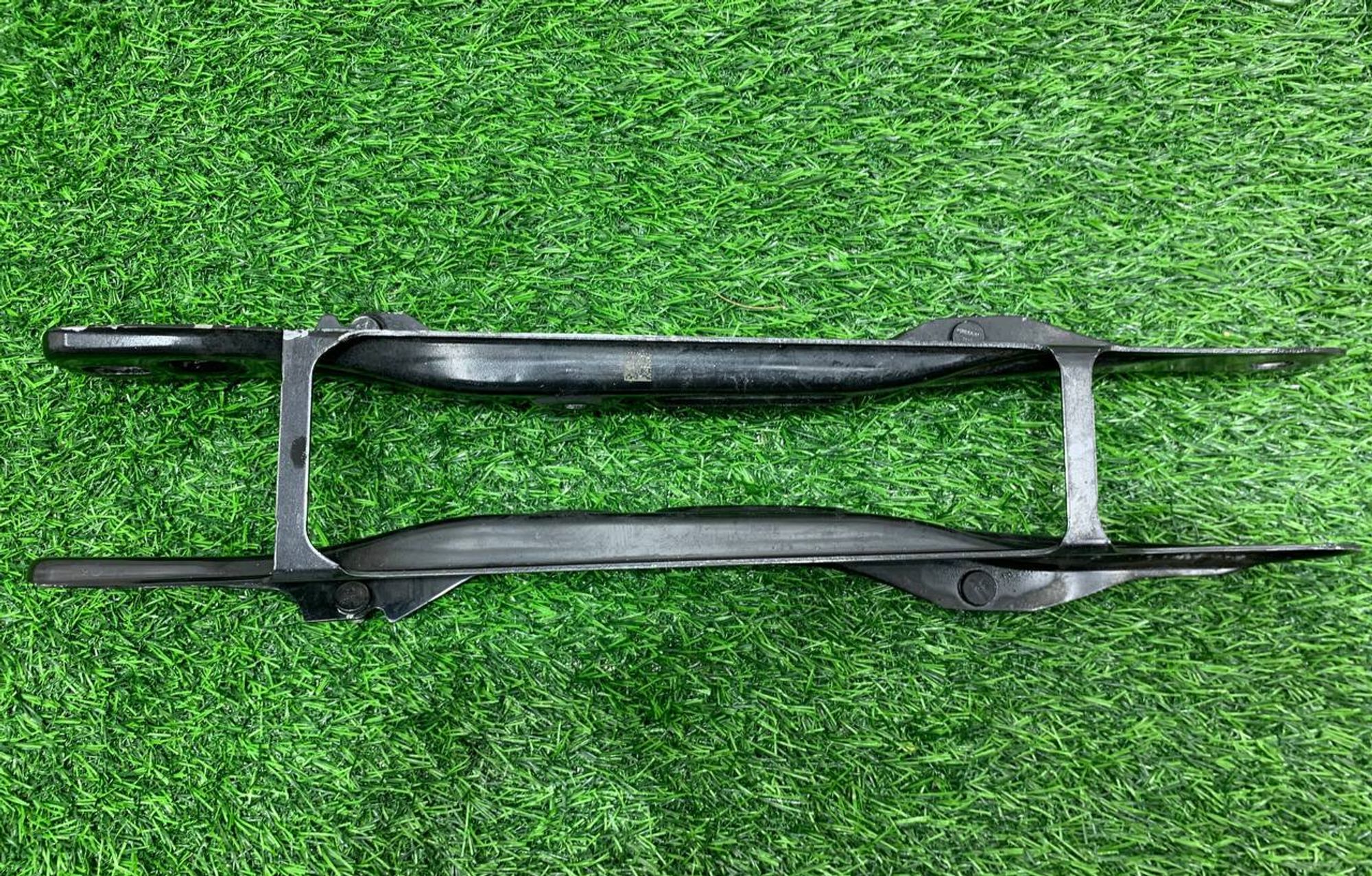 https://ycs.partsauto.market/partsauto-images/thmbs/userImages/h353NjtZg3VDP19b5HMt7LlpbQ93/part/5cb7b367-b400-4c74-84ec-652e82fc476c_1732621412901.jpg