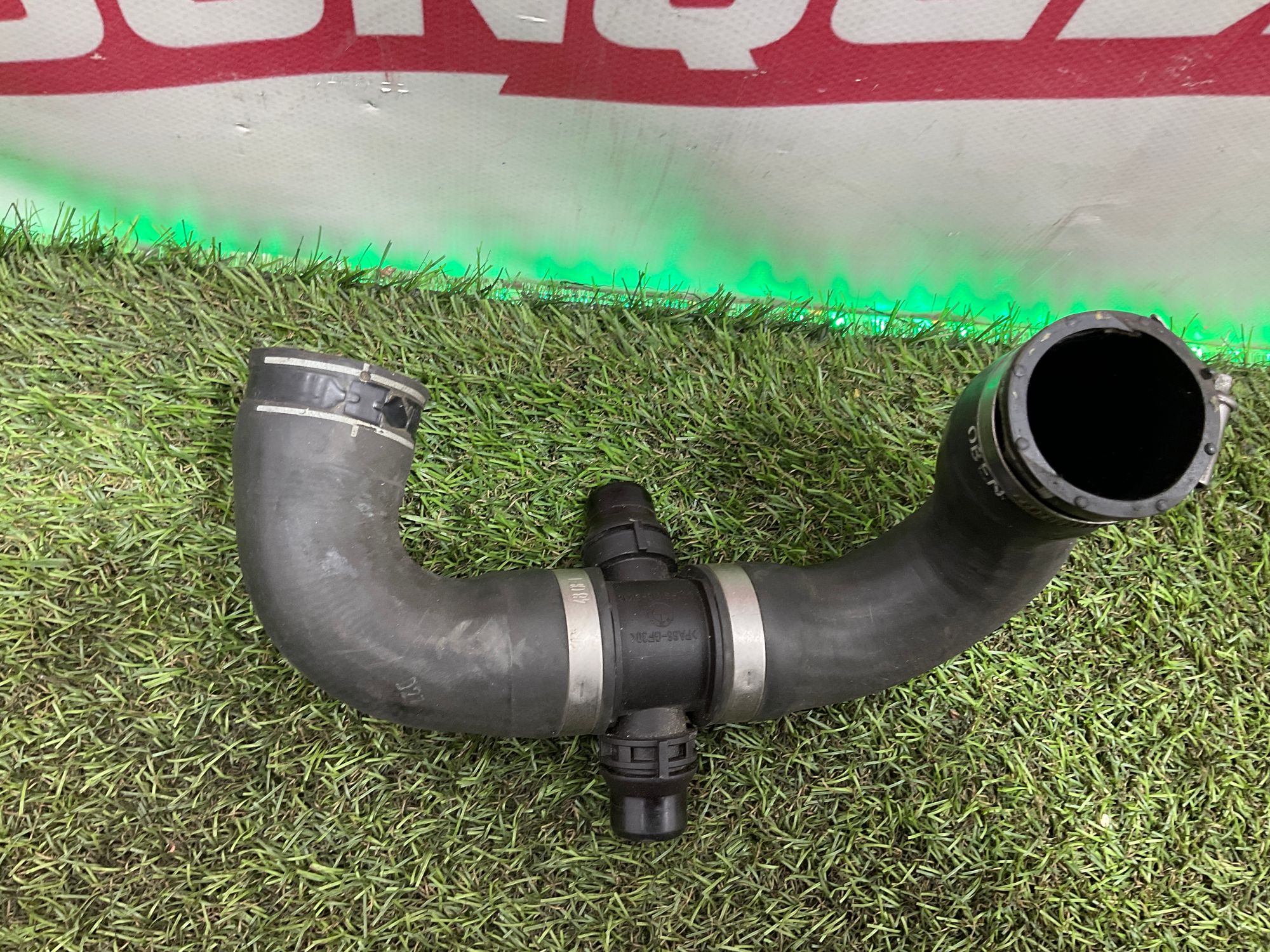 Патрубок системы охлаждения BMW 5 серия, F10/F11/F07 рестайлинг N20, 1000 рублей, Москва