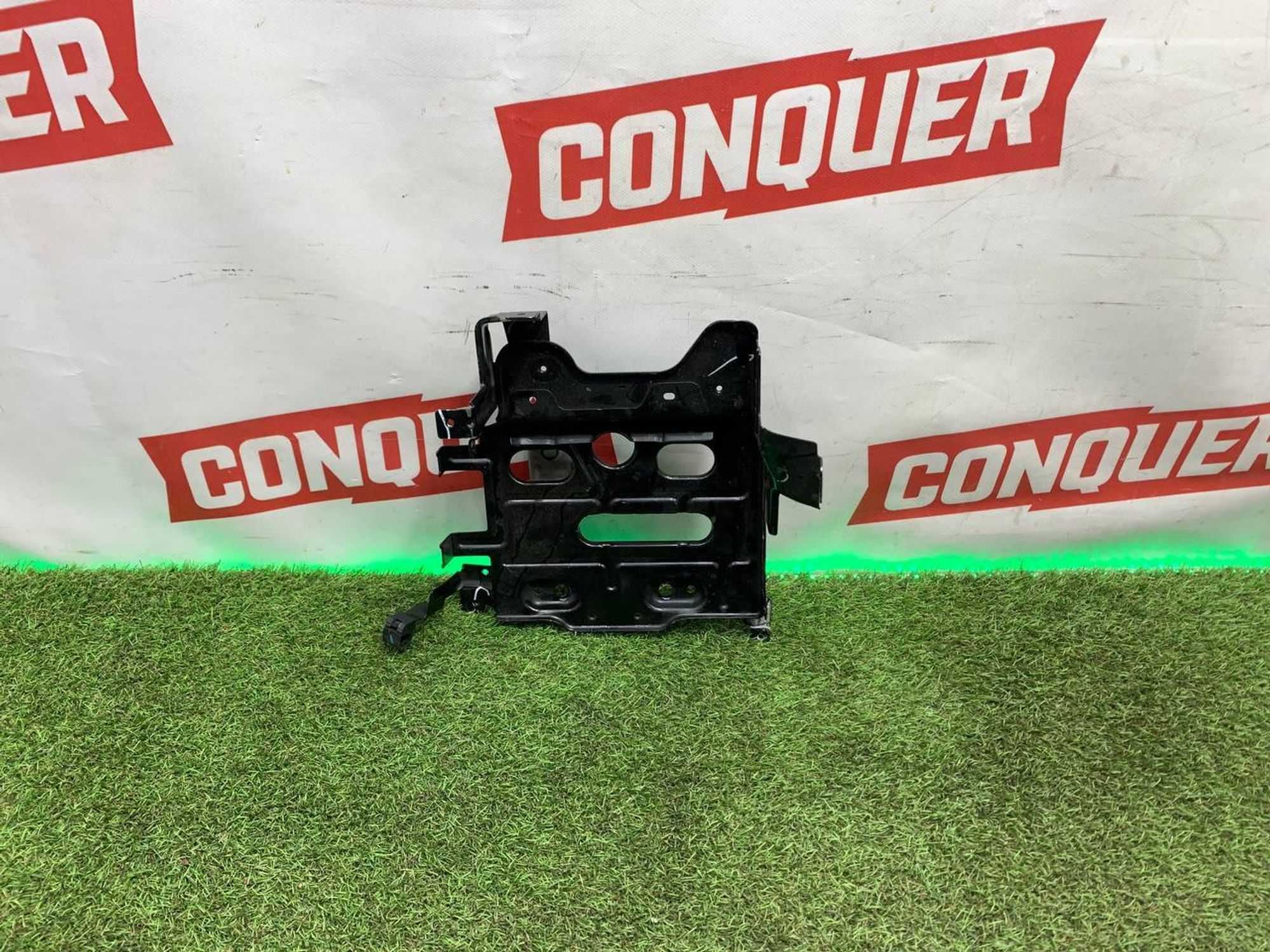 Площадка аккумулятора Exeed 807000029AA, 4000 рублей, Москва