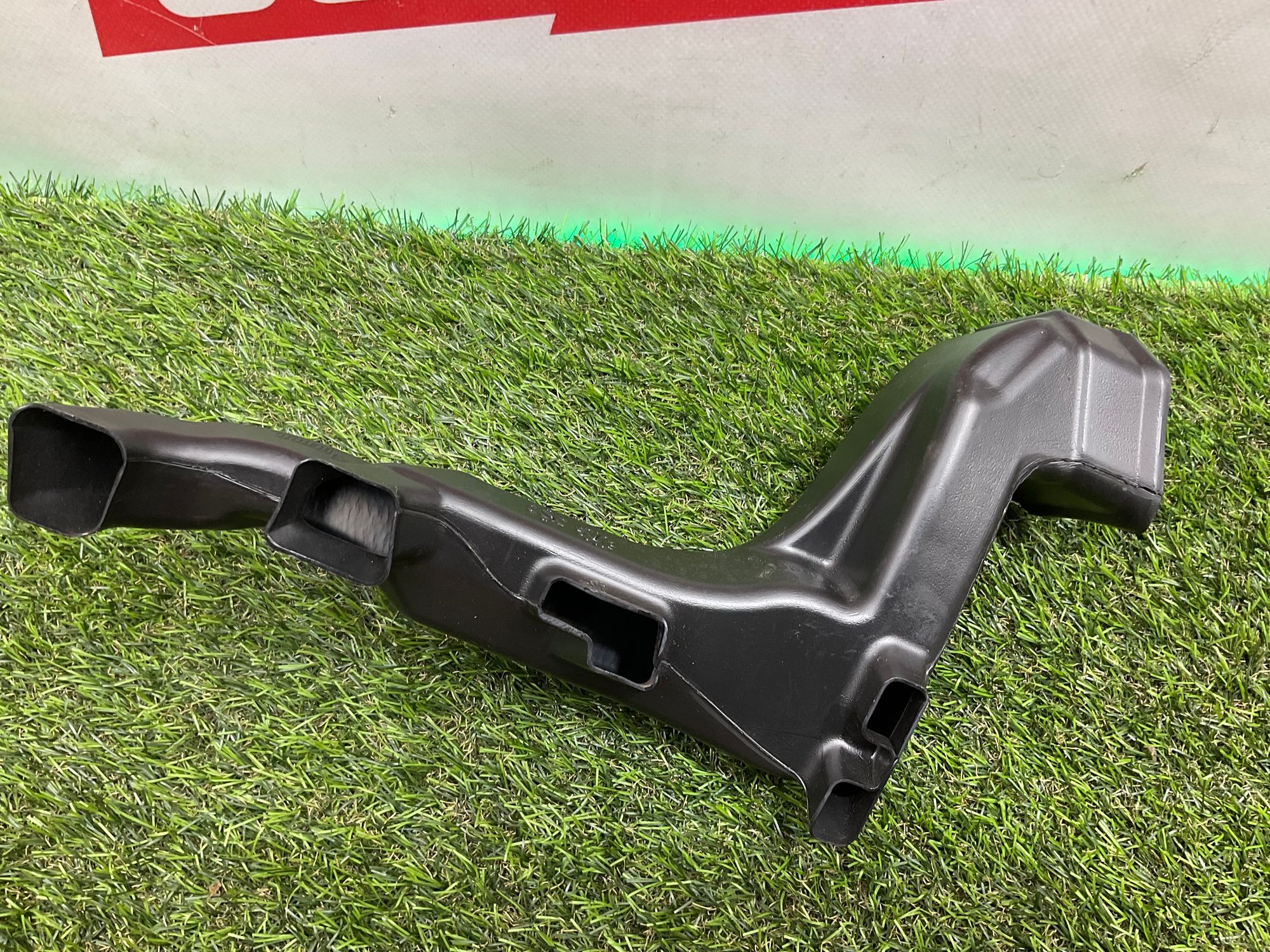 https://ycs.partsauto.market/partsauto-images/thmbs/userImages/h353NjtZg3VDP19b5HMt7LlpbQ93/part/5d24ad28-e64a-499e-988d-11df66359994_1785574497099.jpg