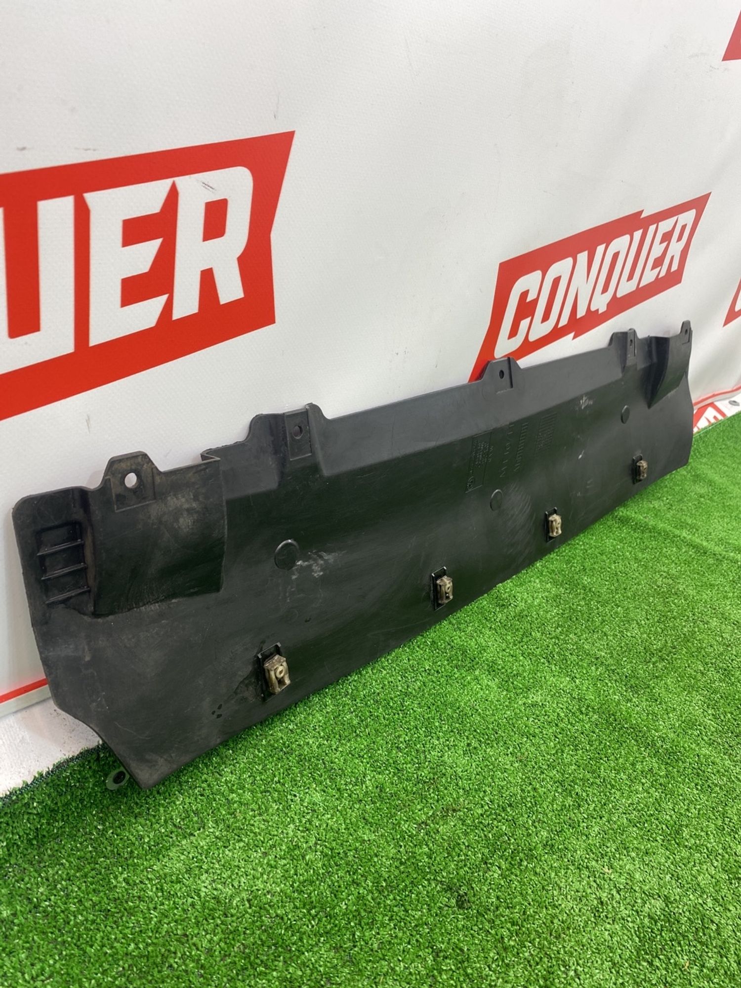 https://ycs.partsauto.market/partsauto-images/thmbs/userImages/h353NjtZg3VDP19b5HMt7LlpbQ93/part/5d6cc0f0-33ec-4be0-ae93-58a3c428ccb7_1742809777130.jpg