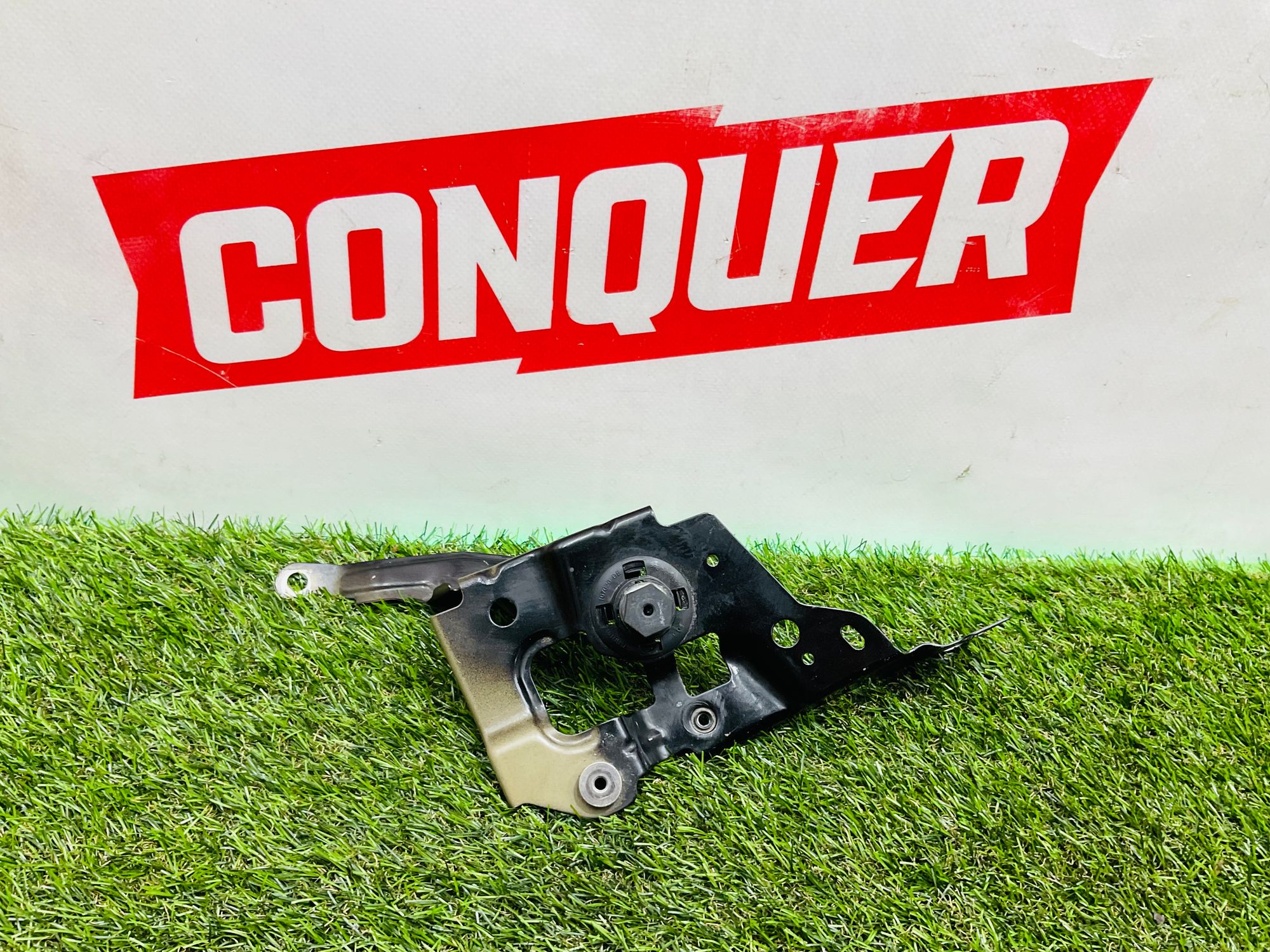 https://ycs.partsauto.market/partsauto-images/thmbs/userImages/h353NjtZg3VDP19b5HMt7LlpbQ93/part/5dcb1712-bdc4-41f5-8374-6158a86b4e80_1785405337912.jpg