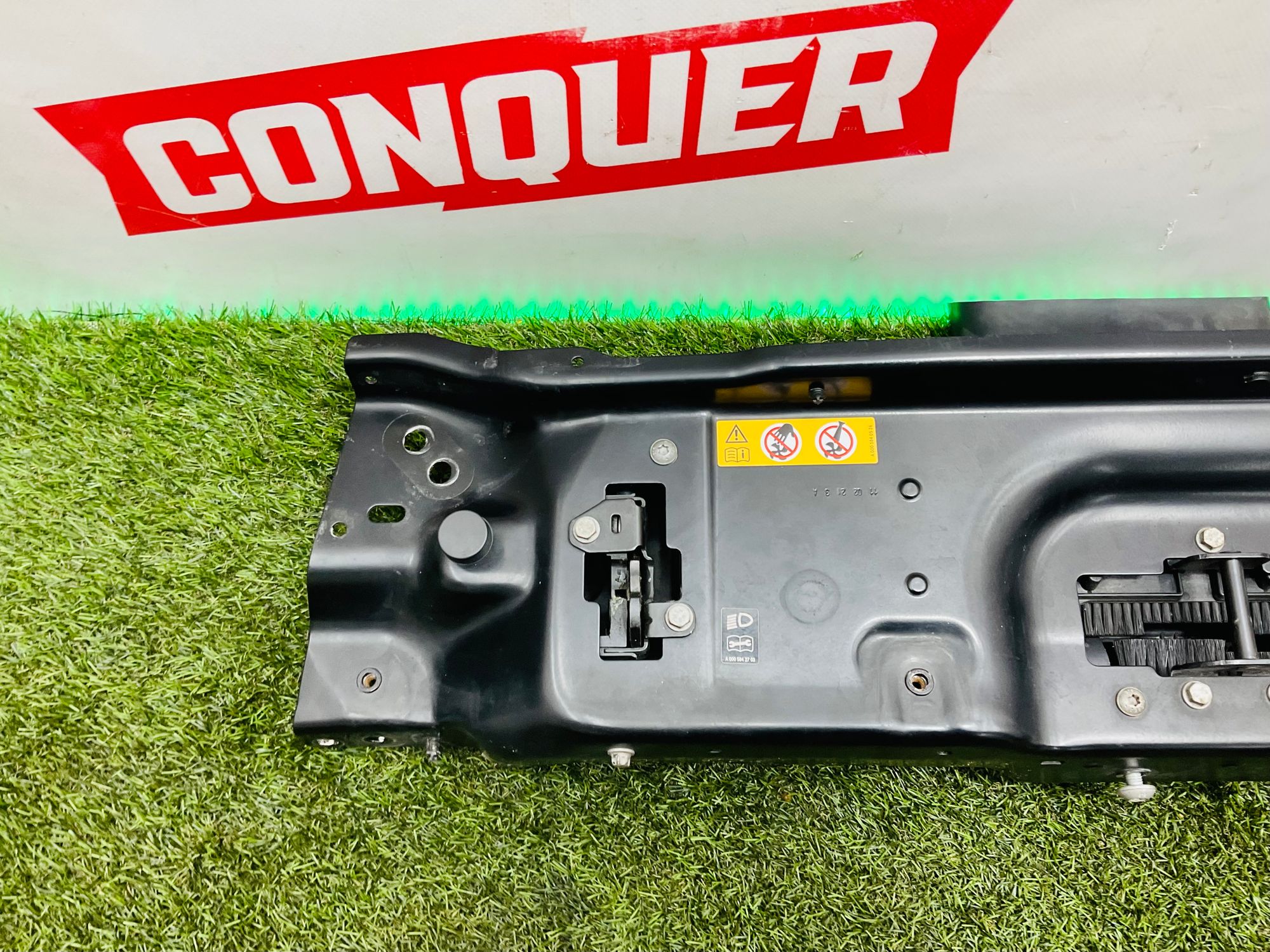 https://ycs.partsauto.market/partsauto-images/thmbs/userImages/h353NjtZg3VDP19b5HMt7LlpbQ93/part/5edc7347-6ecf-4fba-9cb0-ec434323380e_1788964644291.jpg