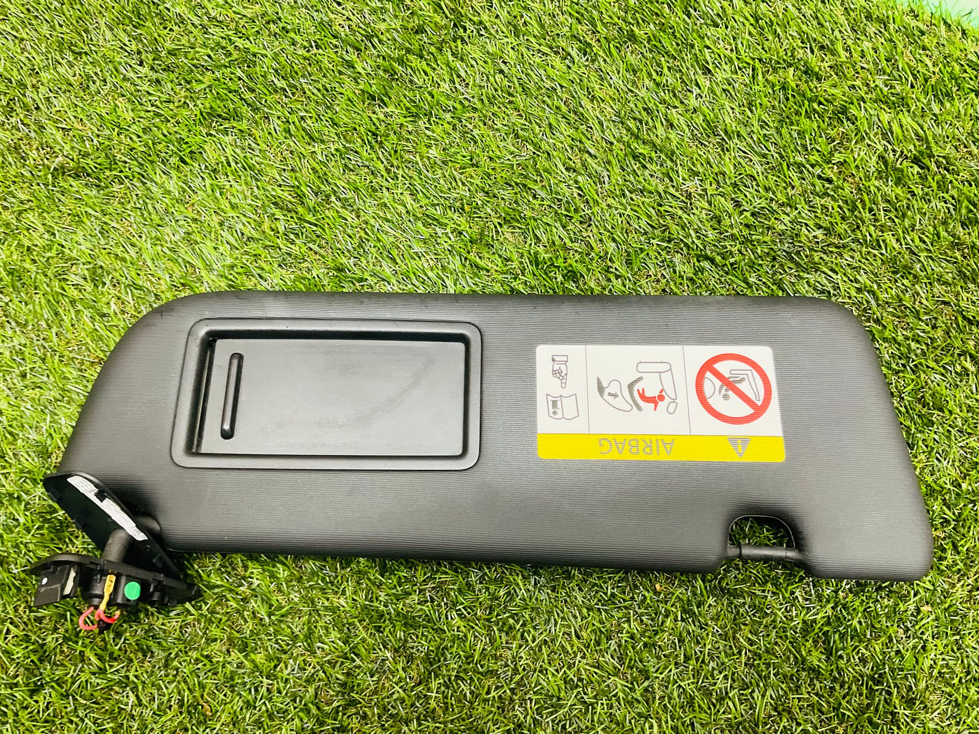 https://ycs.partsauto.market/partsauto-images/thmbs/userImages/h353NjtZg3VDP19b5HMt7LlpbQ93/part/5f1534d1-1ec0-443d-9be8-14076a2defba_1785940890654.jpg