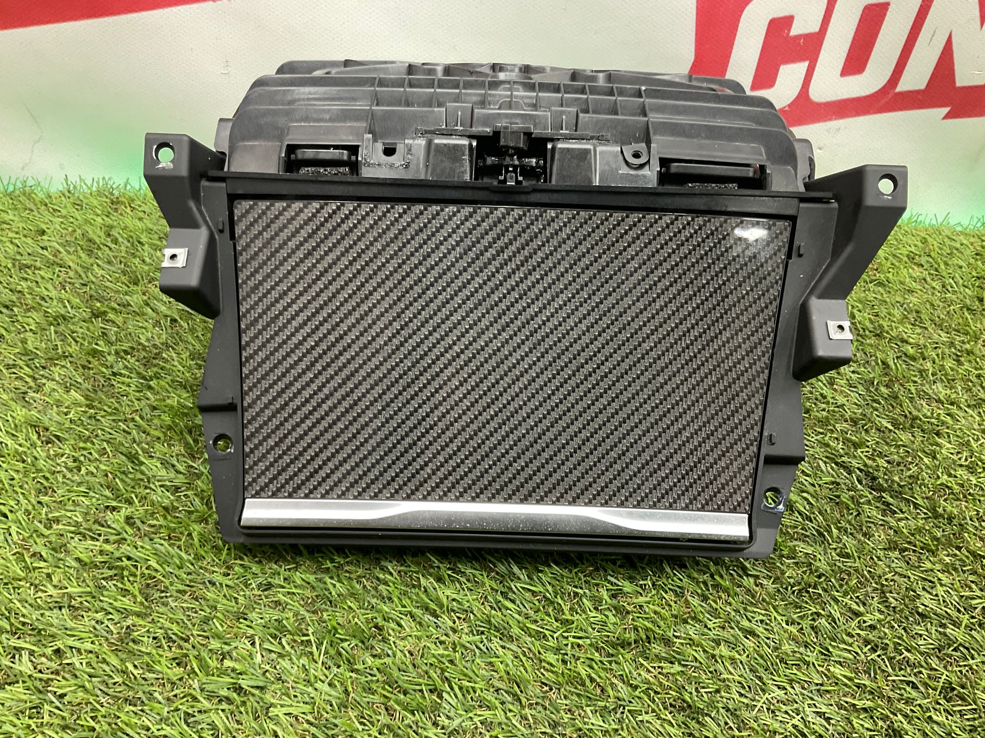 Лоток центральной консоли BMW M8, F91/F92/F93, 10000 рублей, Москва