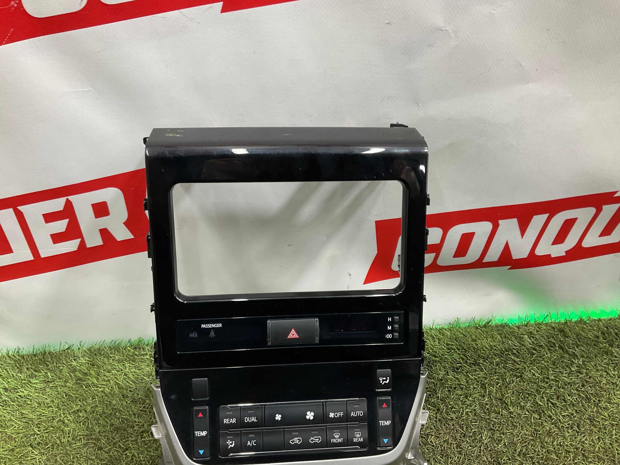 Блок климат контроля Toyota Land Cruiser 200 рестайлинг 2 (2015—2023) 2017, 25000 рублей, Москва