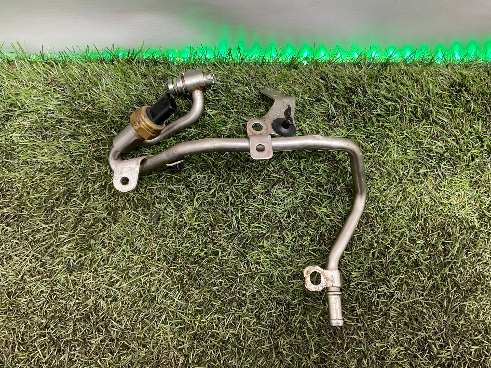 Топливная трубка 654920  Mercedes-Benz E-Класс, W213/S213/C238/A238 (2016—2023), 2500 рублей, Москва