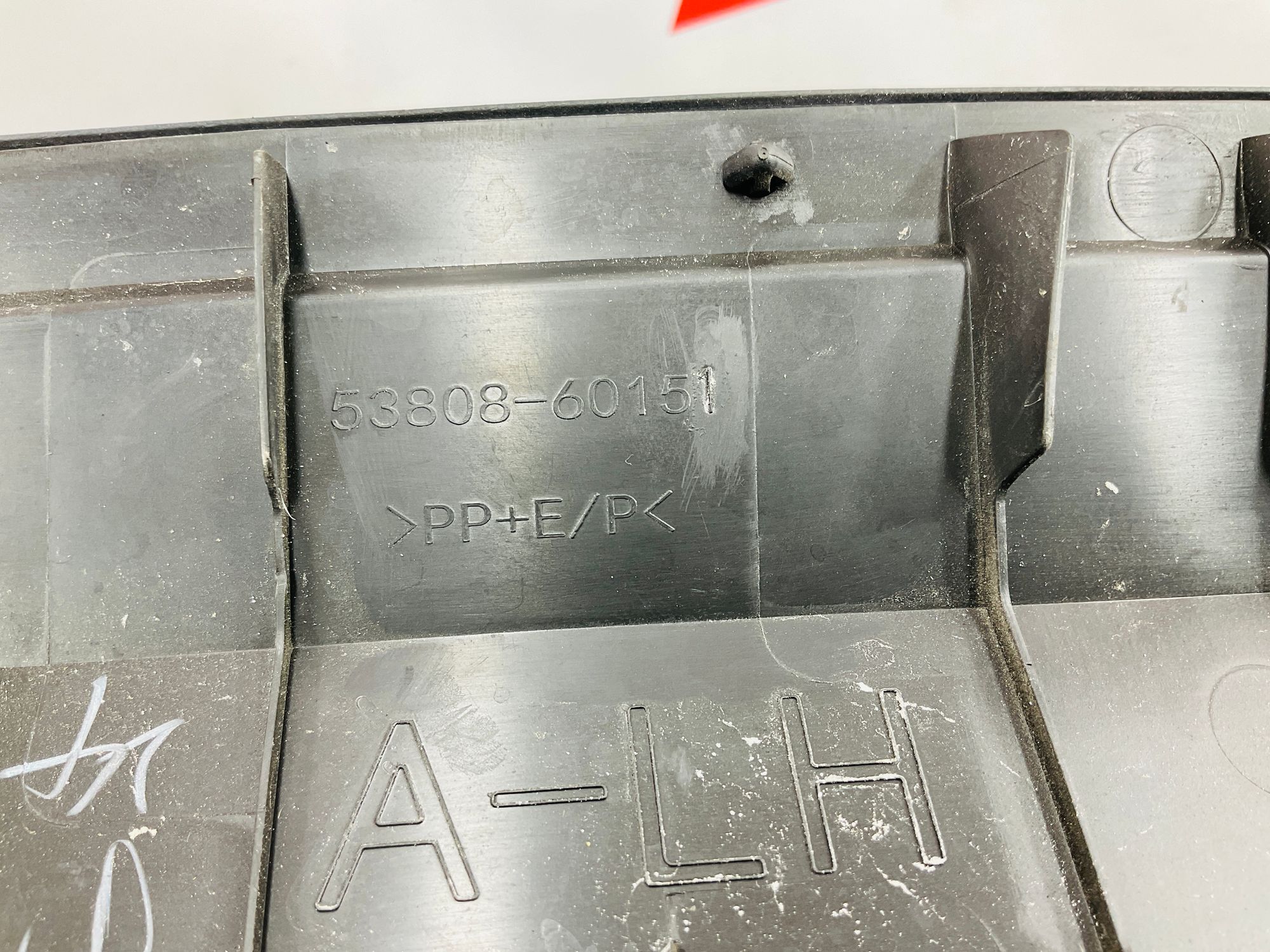 https://ycs.partsauto.market/partsauto-images/thmbs/userImages/h353NjtZg3VDP19b5HMt7LlpbQ93/part/60149272-8382-469c-9a5f-66aef965b9ee_1779803656957.jpg