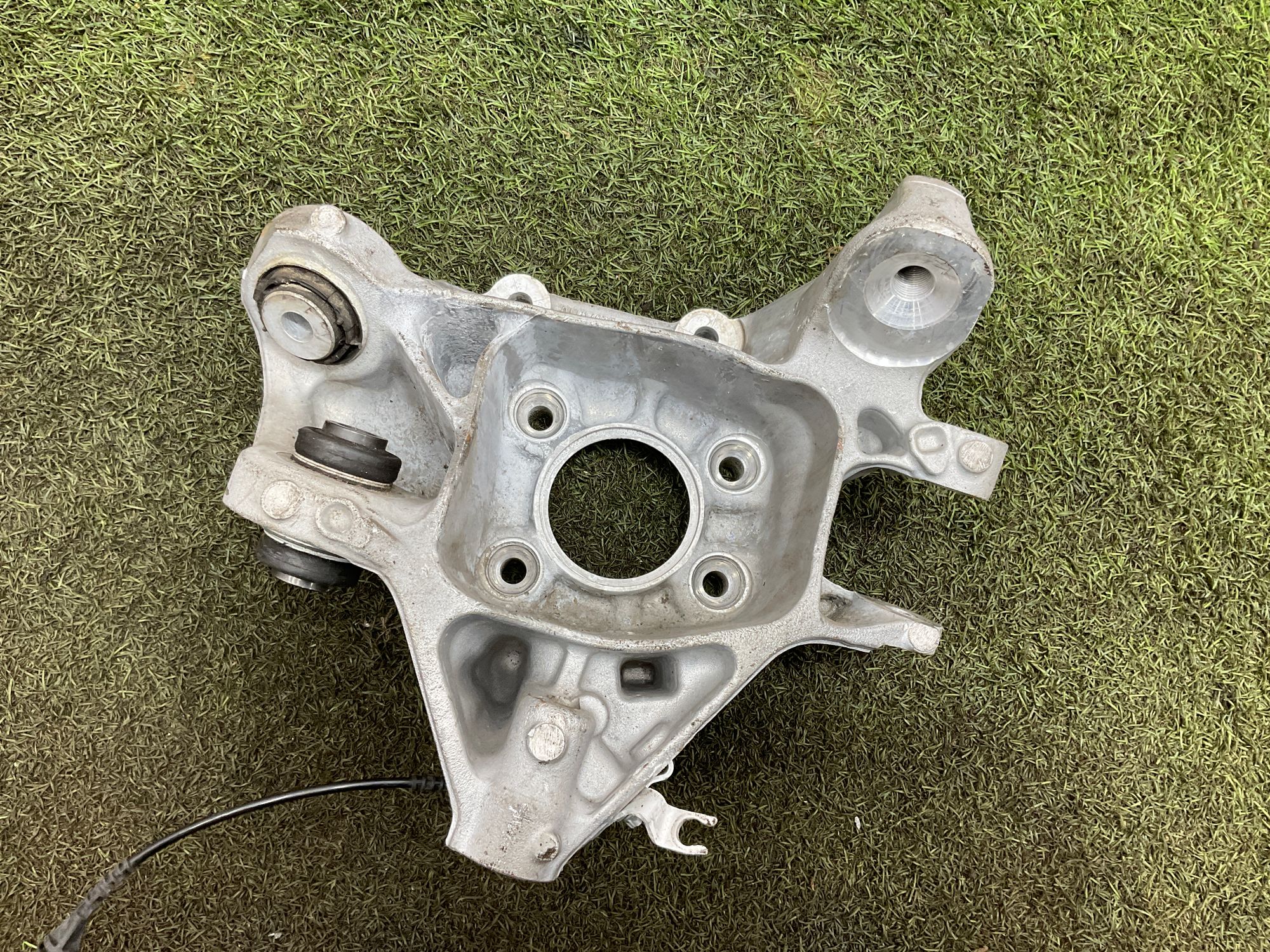 Поворотный кулак правый BMW X5 M F95 2021, 18500 рублей, Москва