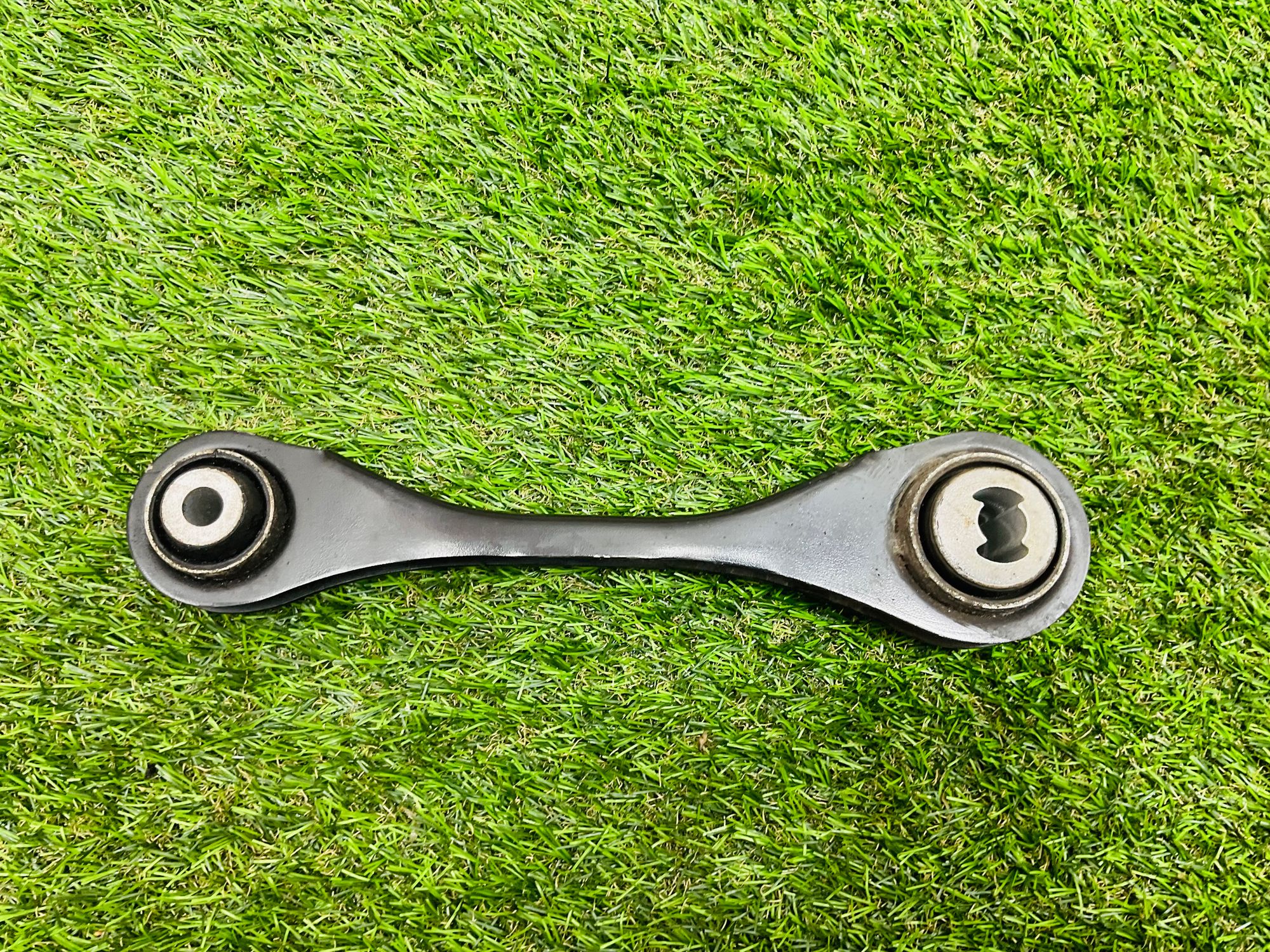 https://ycs.partsauto.market/partsauto-images/thmbs/userImages/h353NjtZg3VDP19b5HMt7LlpbQ93/part/610dda72-1efe-44aa-bfb7-7abb1736add3_1781612303228.jpg