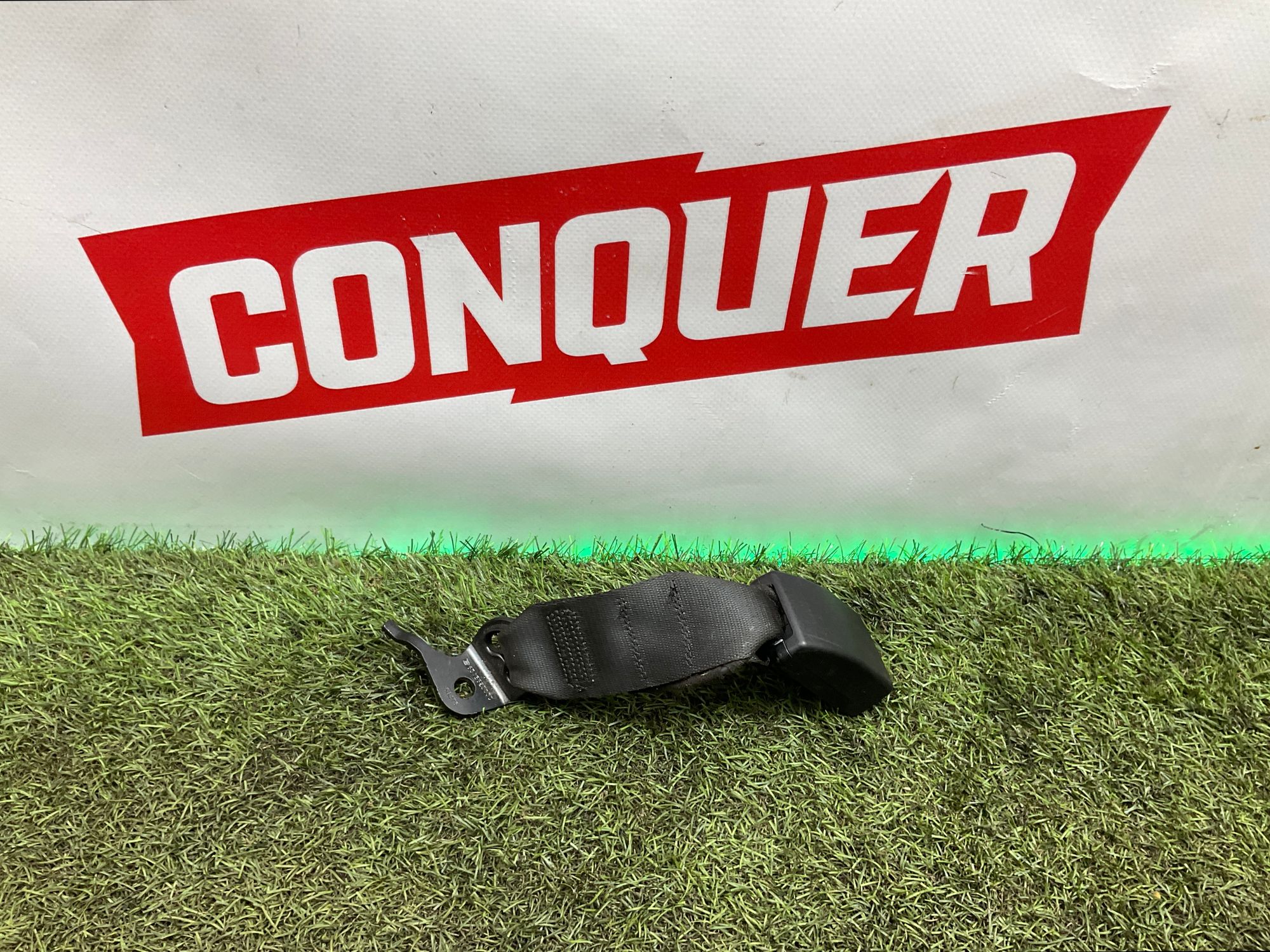 Замок ремня безопасности задний средний BMW M5, F90, 1000 рублей, Москва