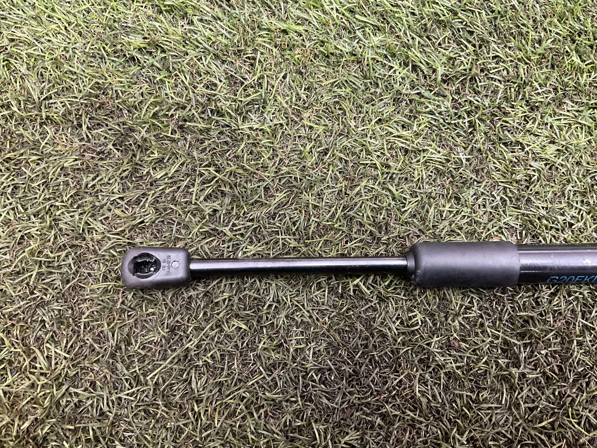 Амортизатор капота BMW M3, G80 2023, 1000 рублей, Москва