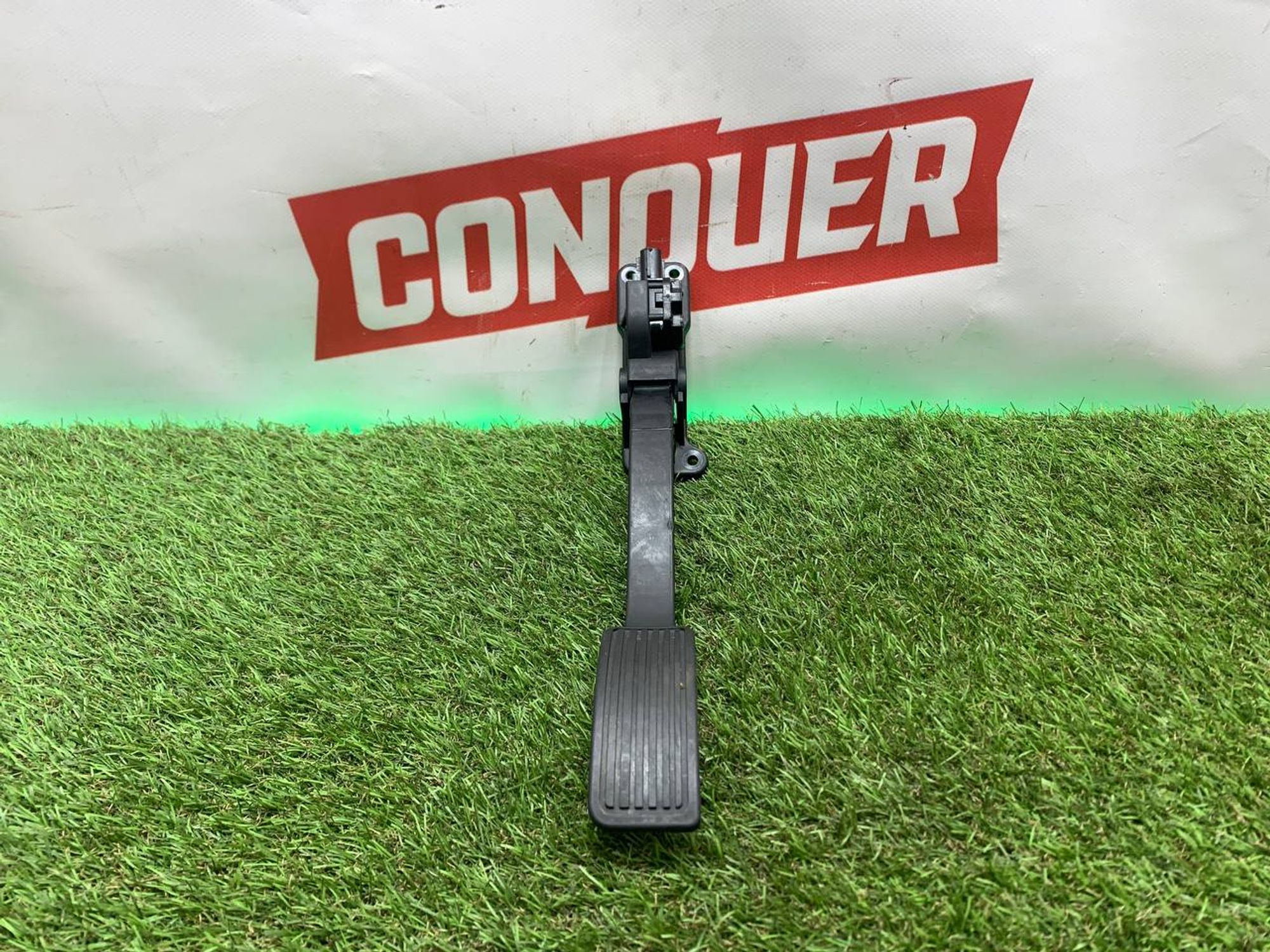 https://ycs.partsauto.market/partsauto-images/thmbs/userImages/h353NjtZg3VDP19b5HMt7LlpbQ93/part/61e30b4d-978b-4e8b-938a-05a960945912_1707998801037.jpg