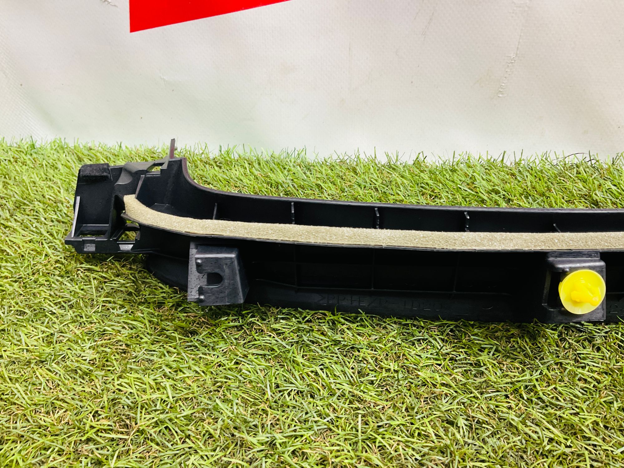 https://ycs.partsauto.market/partsauto-images/thmbs/userImages/h353NjtZg3VDP19b5HMt7LlpbQ93/part/6231c30e-f175-4b5c-82d2-ed7111abcd01_1780054291312.jpg