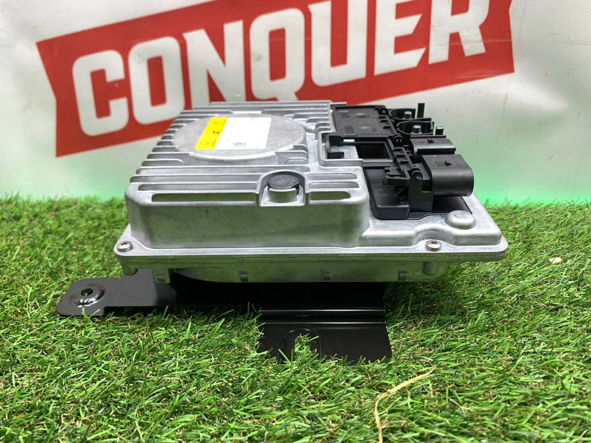 https://ycs.partsauto.market/partsauto-images/thmbs/userImages/h353NjtZg3VDP19b5HMt7LlpbQ93/part/6278e465-40b9-4ce0-aa64-0b1cd6df6fb8_1709128141241.jpg