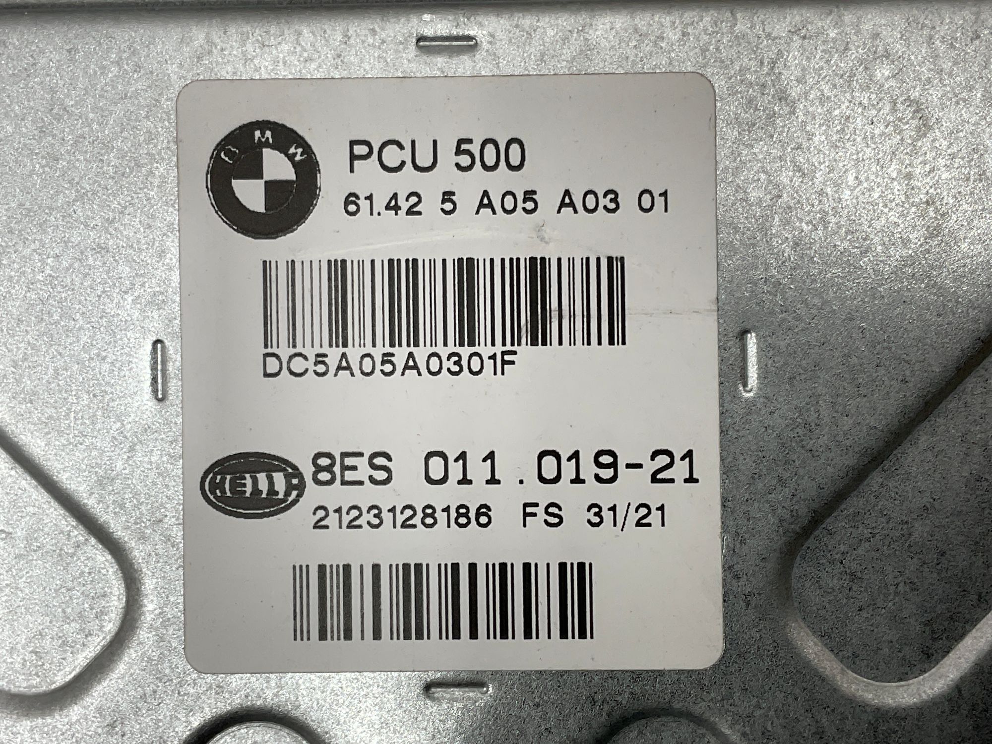 https://ycs.partsauto.market/partsauto-images/thmbs/userImages/h353NjtZg3VDP19b5HMt7LlpbQ93/part/629fd90e-292c-4719-9aed-a15147474e4f_1734449561817.jpg