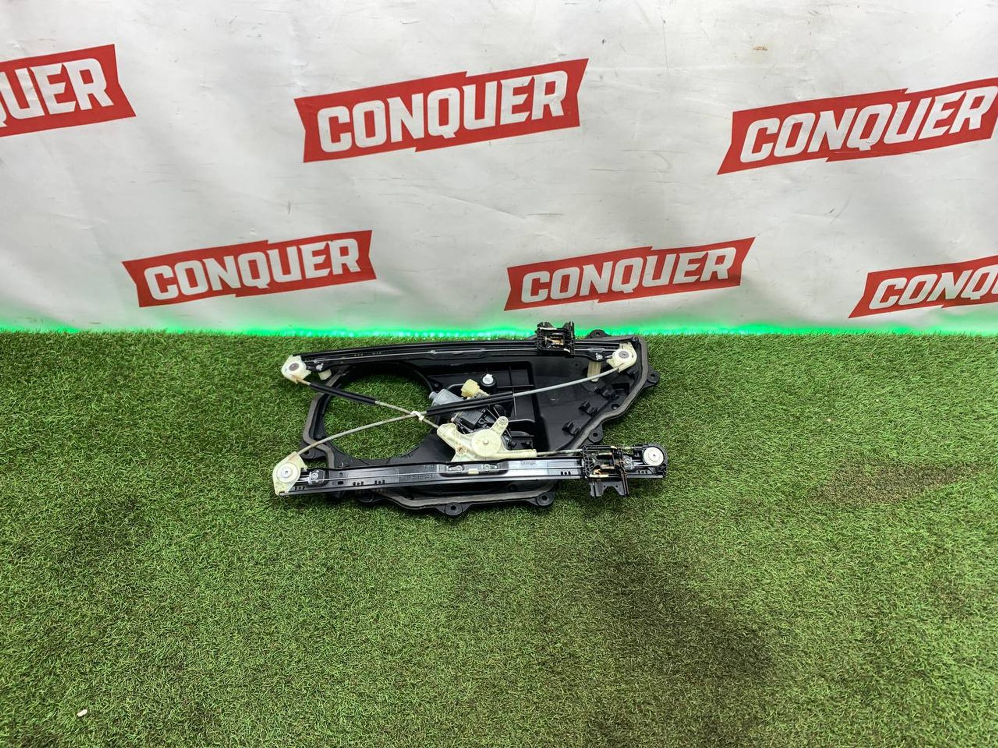 https://ycs.partsauto.market/partsauto-images/thmbs/userImages/h353NjtZg3VDP19b5HMt7LlpbQ93/part/631397fa-adf3-4399-9078-f6dd4493da48_1714662472315.jpg