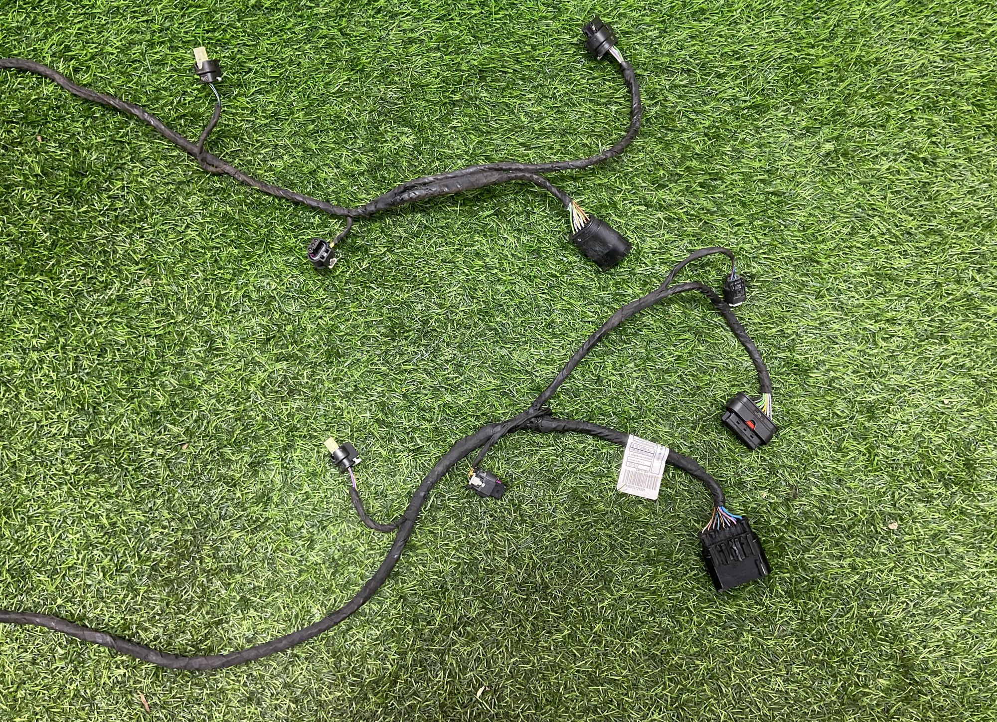 https://ycs.partsauto.market/partsauto-images/thmbs/userImages/h353NjtZg3VDP19b5HMt7LlpbQ93/part/632c358d-1277-4e35-974a-1c208432cfdf_1735386175199.jpg