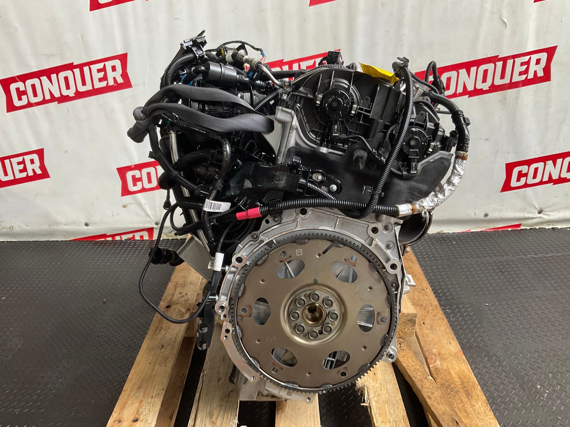 https://ycs.partsauto.market/partsauto-images/thmbs/userImages/h353NjtZg3VDP19b5HMt7LlpbQ93/part/633999a2-e68c-46b4-965e-e94349f2a337_1745588451009.jpg