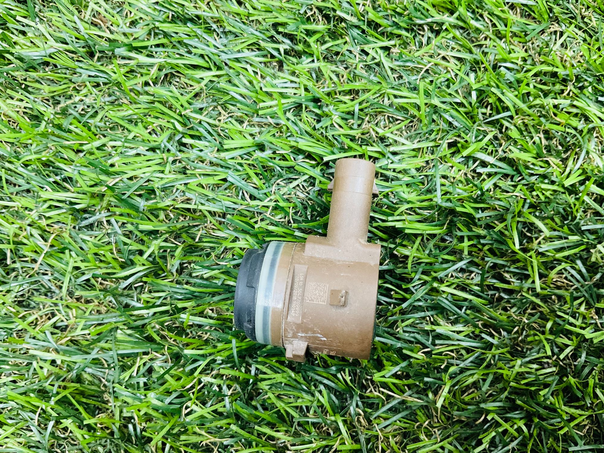 https://ycs.partsauto.market/partsauto-images/thmbs/userImages/h353NjtZg3VDP19b5HMt7LlpbQ93/part/635b392c-aa64-4b46-a466-1c8be0e5f3ac_1787323538930.jpg