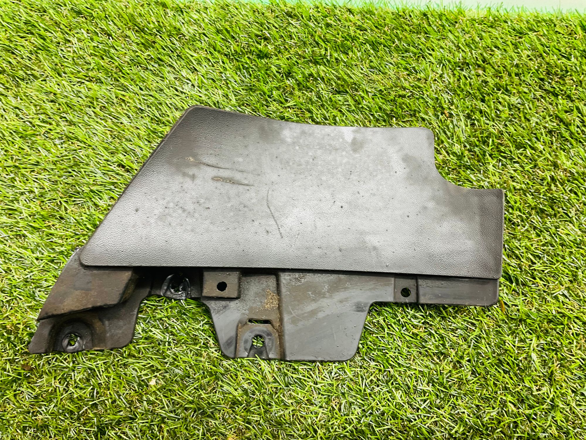 https://ycs.partsauto.market/partsauto-images/thmbs/userImages/h353NjtZg3VDP19b5HMt7LlpbQ93/part/6363ca2f-c862-4ff8-93cd-44d8f45a9455_1786022737868.jpg