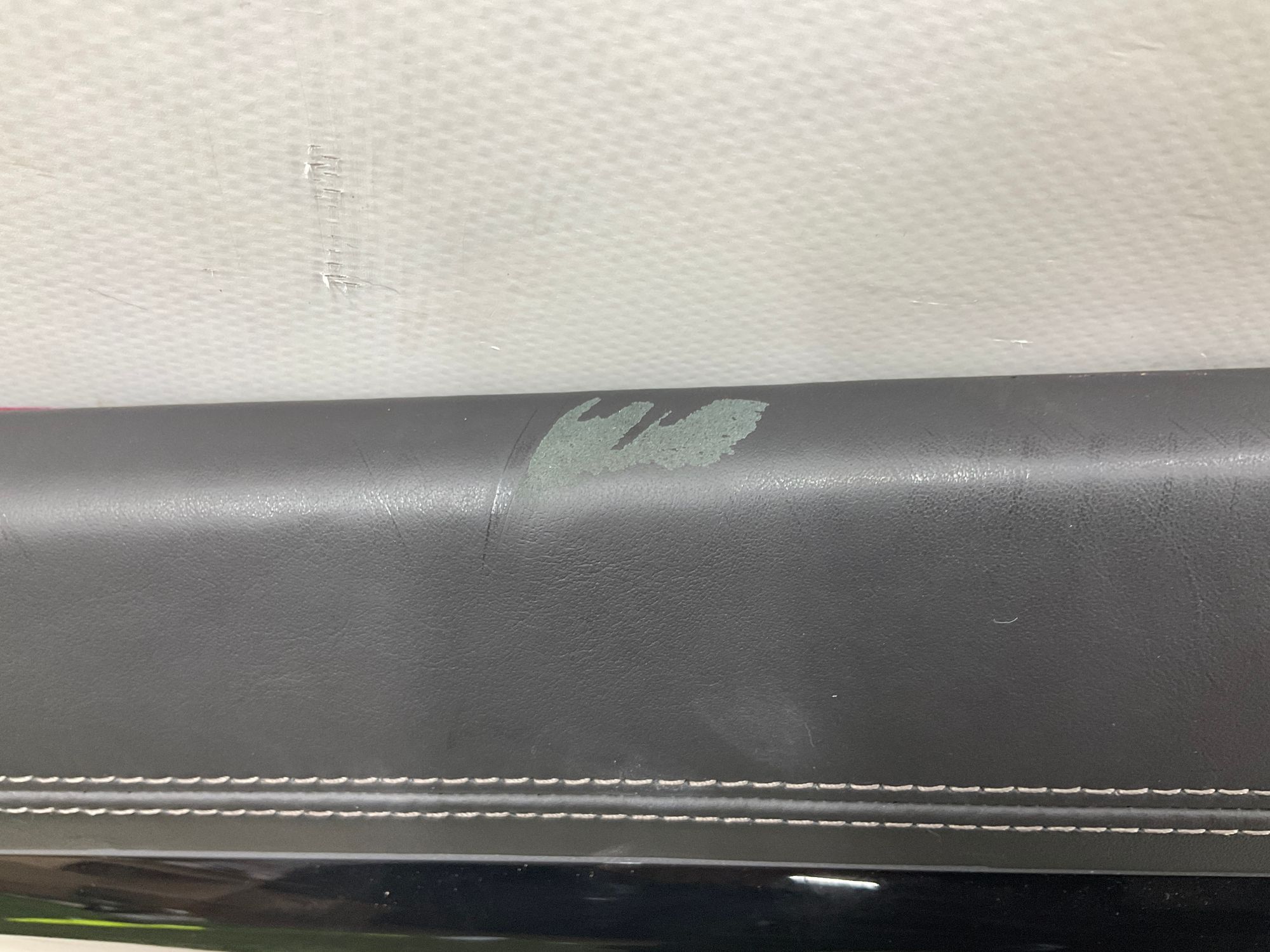 https://ycs.partsauto.market/partsauto-images/thmbs/userImages/h353NjtZg3VDP19b5HMt7LlpbQ93/part/6396810e-110d-4075-9067-eb621c4d5857_1737983998431.jpg