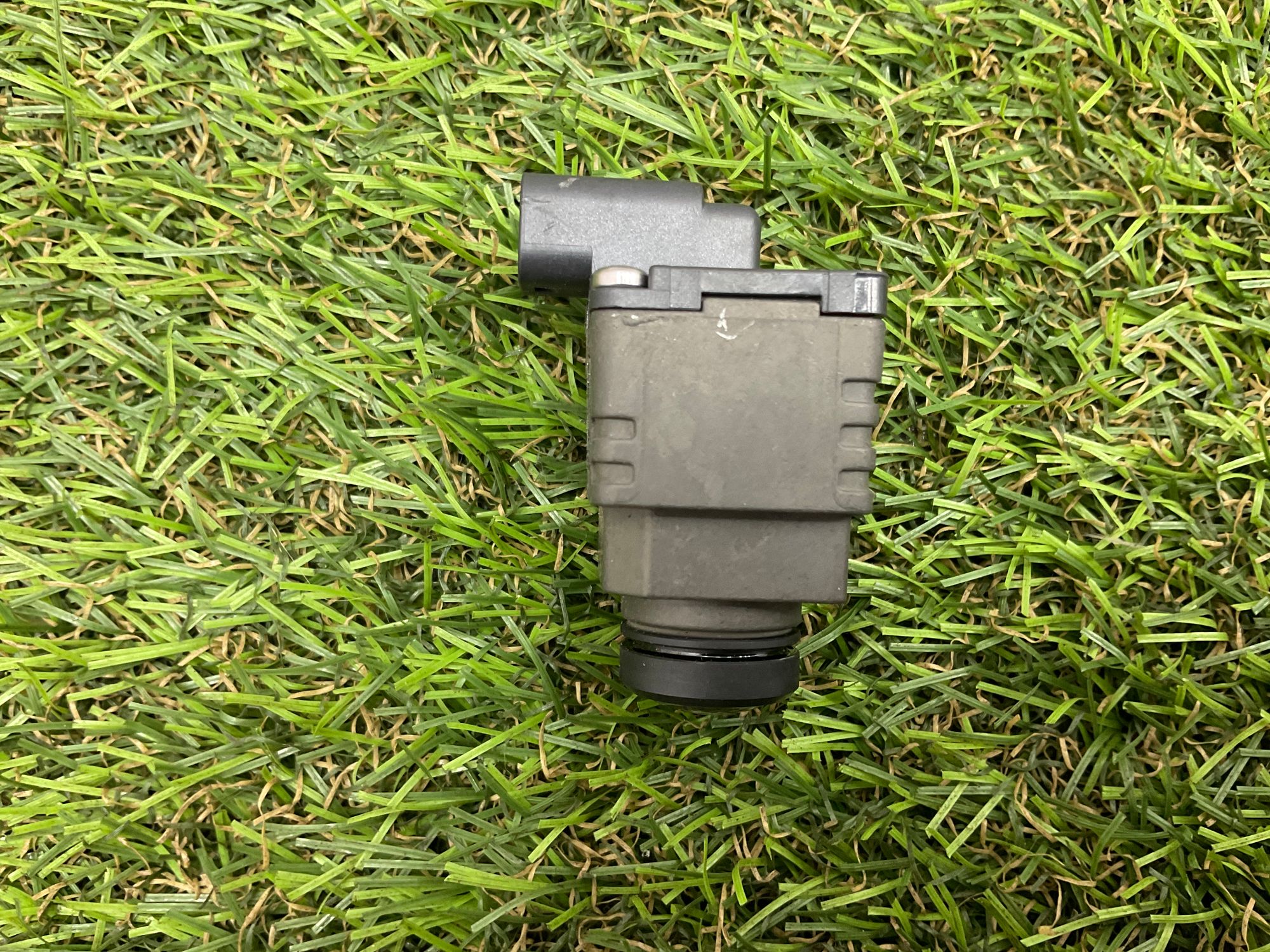 https://ycs.partsauto.market/partsauto-images/thmbs/userImages/h353NjtZg3VDP19b5HMt7LlpbQ93/part/63a6d36a-469a-498b-8705-1cdaefff3d65_1750151700031.jpg