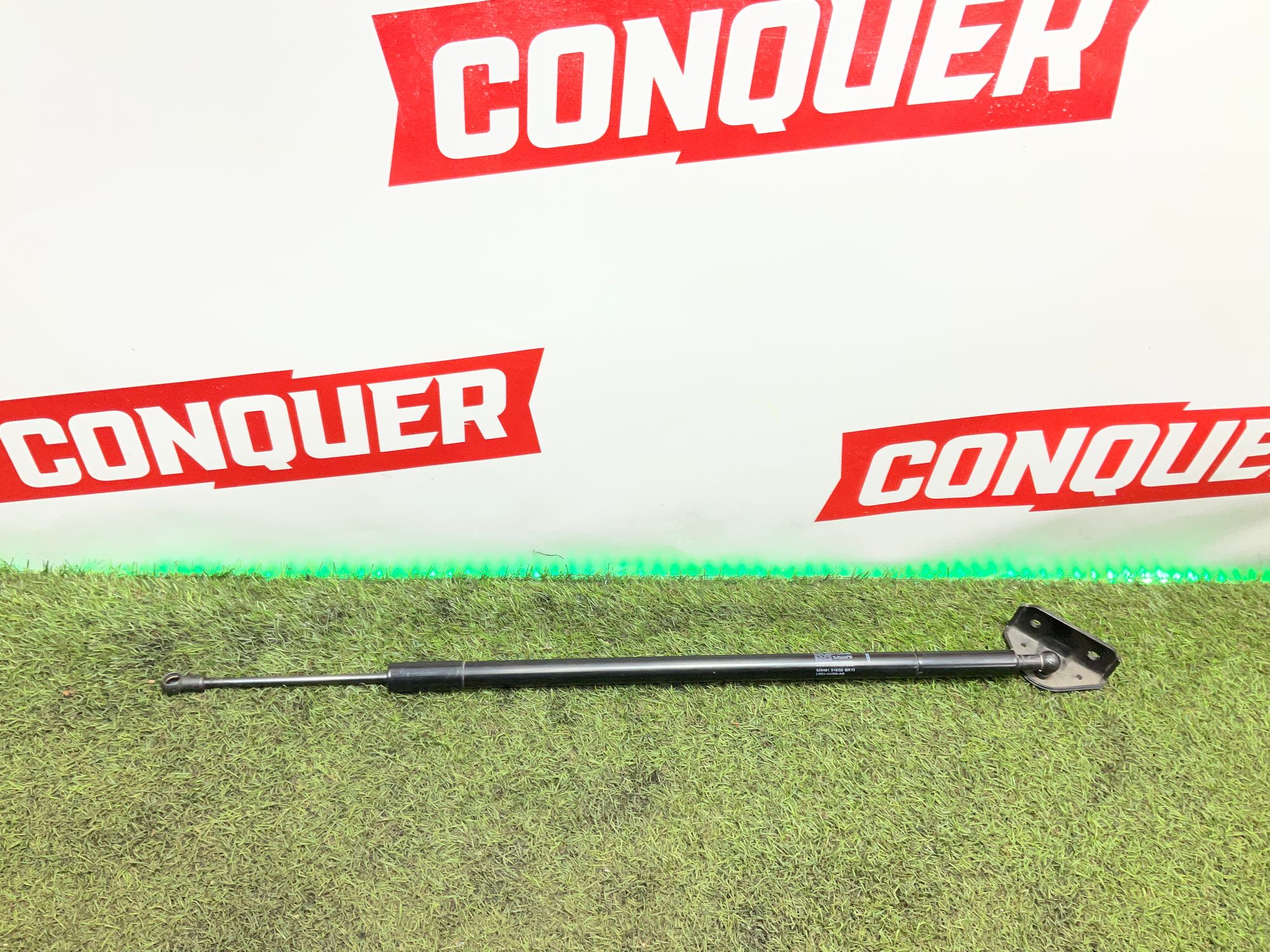 Амортизатор крышки багажника Land Rover Defender II L663 2022, 6500 рублей, Москва