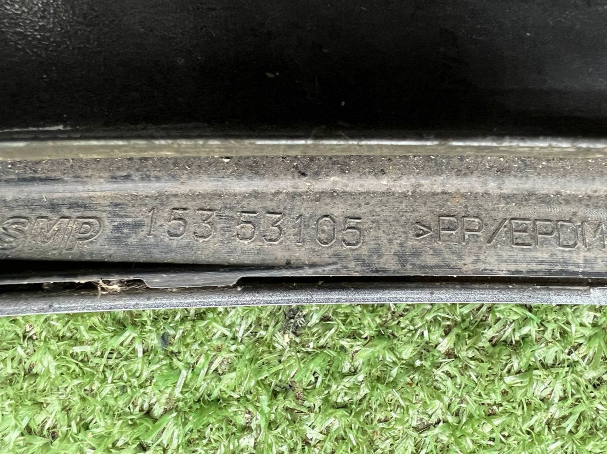 https://ycs.partsauto.market/partsauto-images/thmbs/userImages/h353NjtZg3VDP19b5HMt7LlpbQ93/part/63d4044b-0ff0-42f3-a3b4-461bc1f7c415_1730989354256.jpg