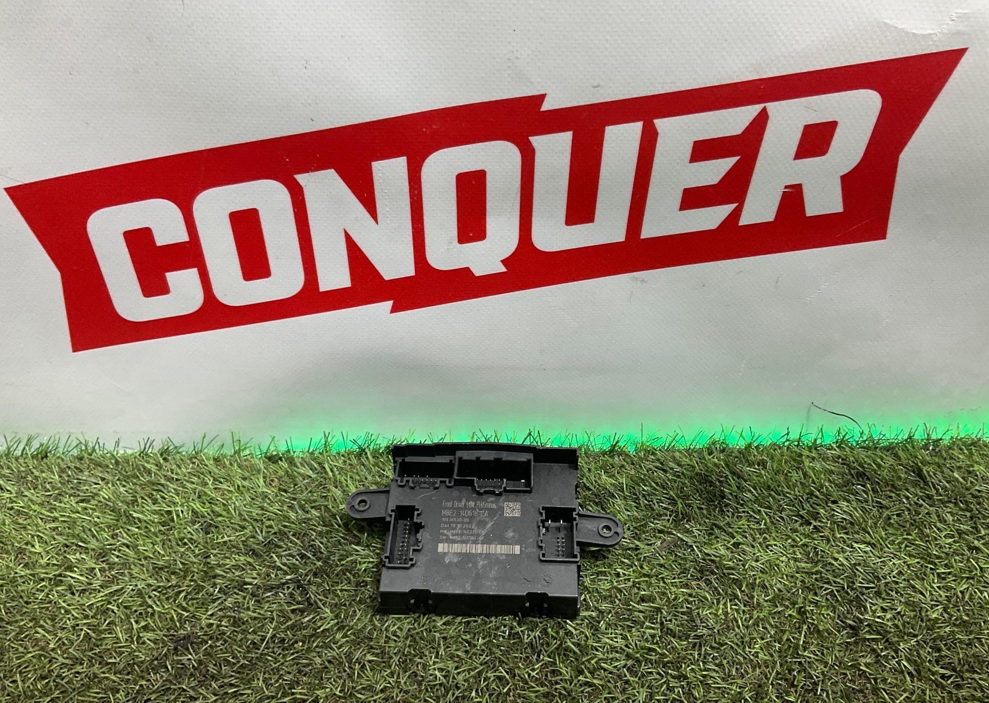 Блок управления передней двери левый Land Rover Defender IIL663 2022, 4500 рублей, Москва