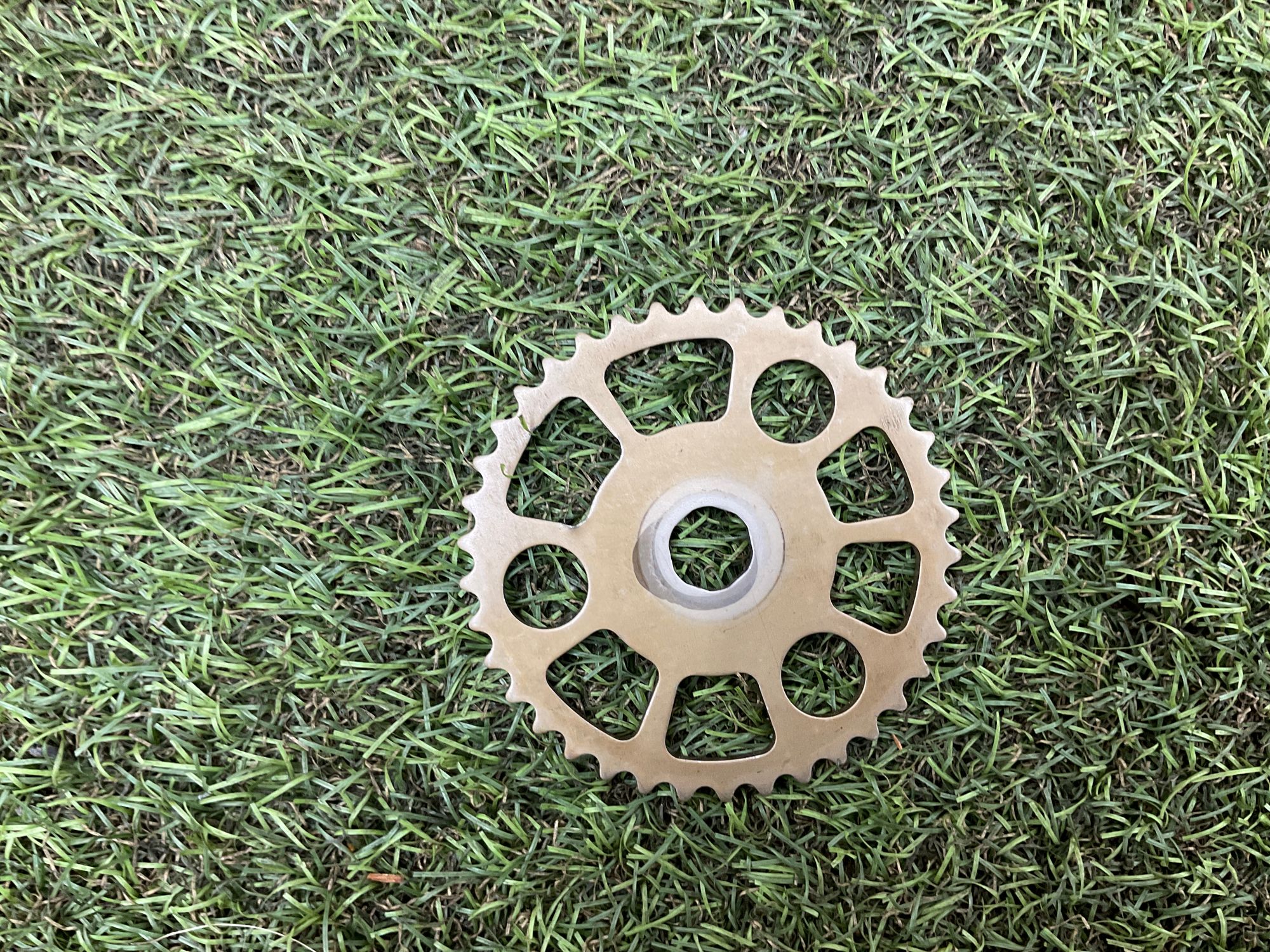 Звездочка вакуумного насоса BMW 5 серия, F10/F11/F07 рестайлинг, 1000 рублей, Москва