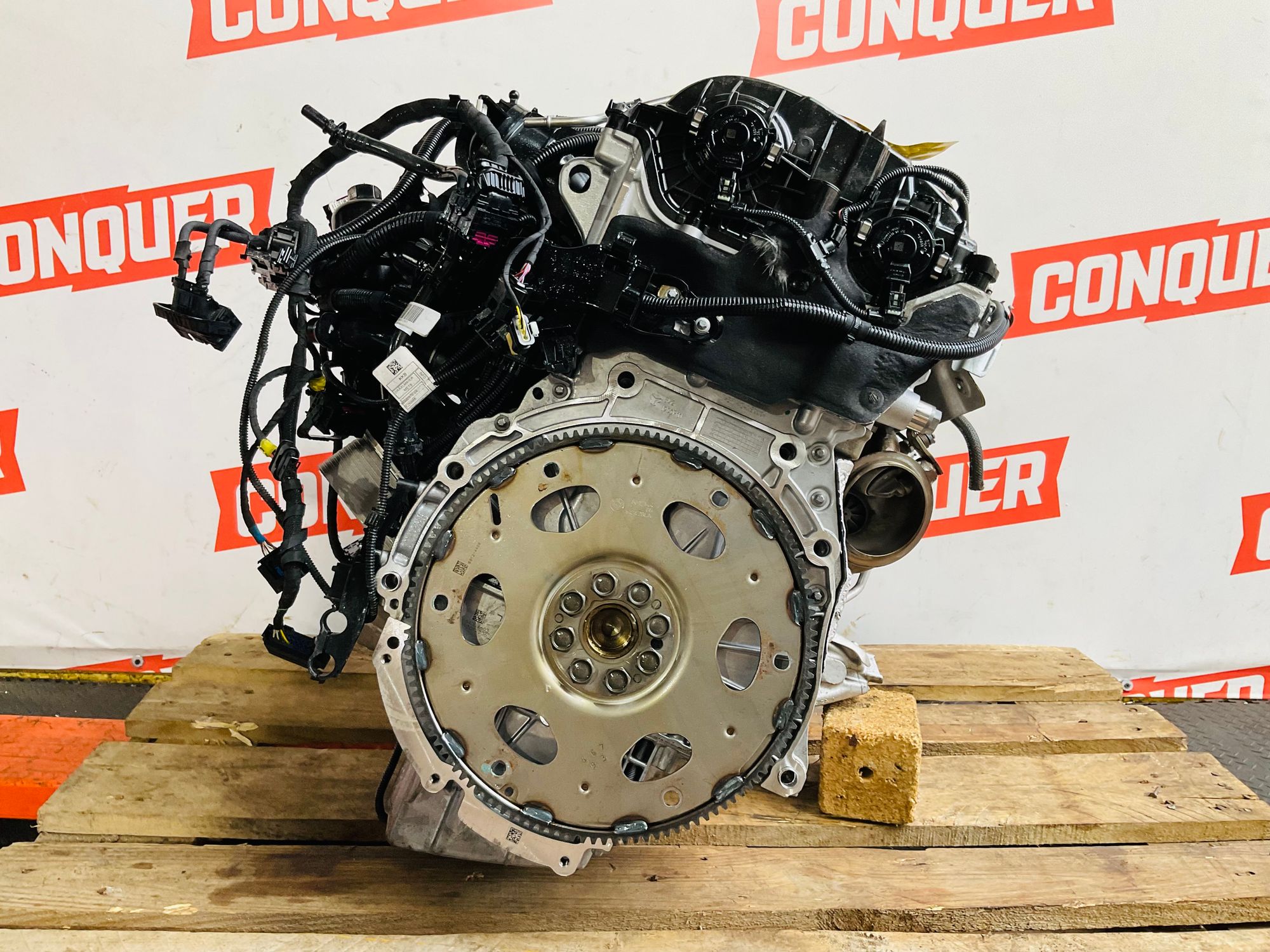 https://ycs.partsauto.market/partsauto-images/thmbs/userImages/h353NjtZg3VDP19b5HMt7LlpbQ93/part/6485a161-f84d-4e7e-8acf-ac7881e5825d_1781190699223.jpg