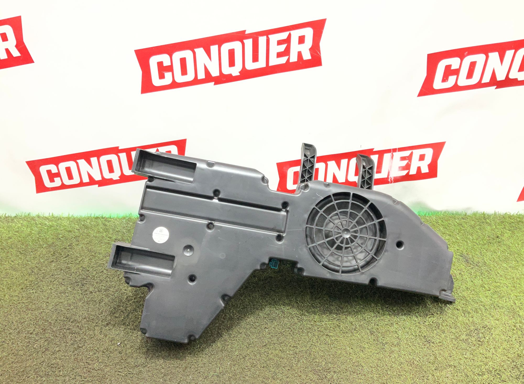 Сабвуфер Mercedes-Benz G-Класс AMG W463 (2018—2023) 2023, 30000 рублей, Москва