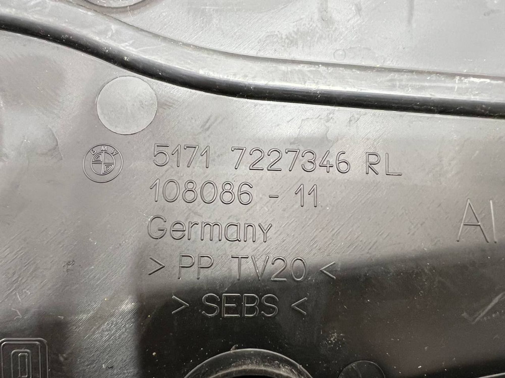 https://ycs.partsauto.market/partsauto-images/thmbs/userImages/h353NjtZg3VDP19b5HMt7LlpbQ93/part/6522bd81-c648-49b9-916b-2a9404f7fdab_1711095142502.jpg