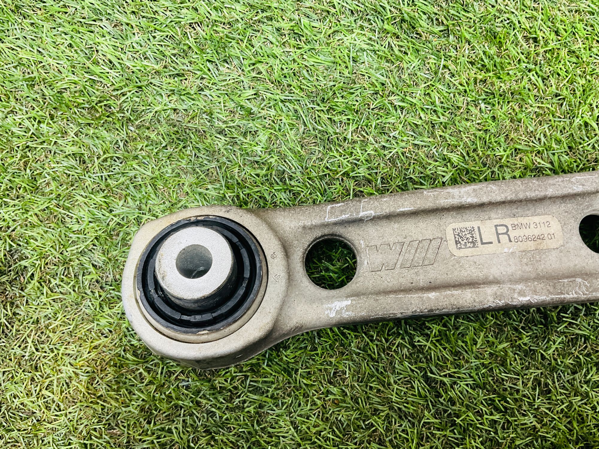 Передний нижний правый рычаг BMW M8, F91/F92, 22000 рублей, Москва