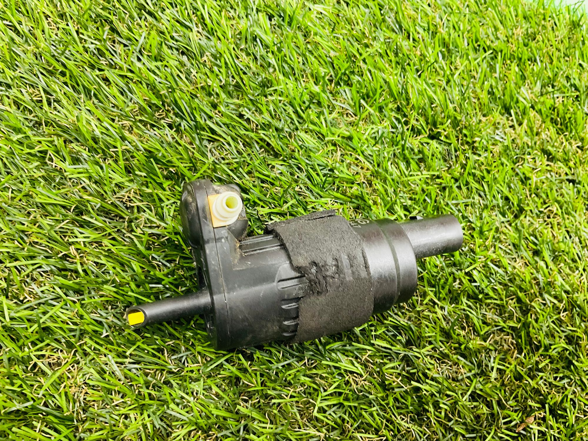 https://ycs.partsauto.market/partsauto-images/thmbs/userImages/h353NjtZg3VDP19b5HMt7LlpbQ93/part/6664d048-a42b-40a0-8337-7564f981d466_1785852207140.jpg
