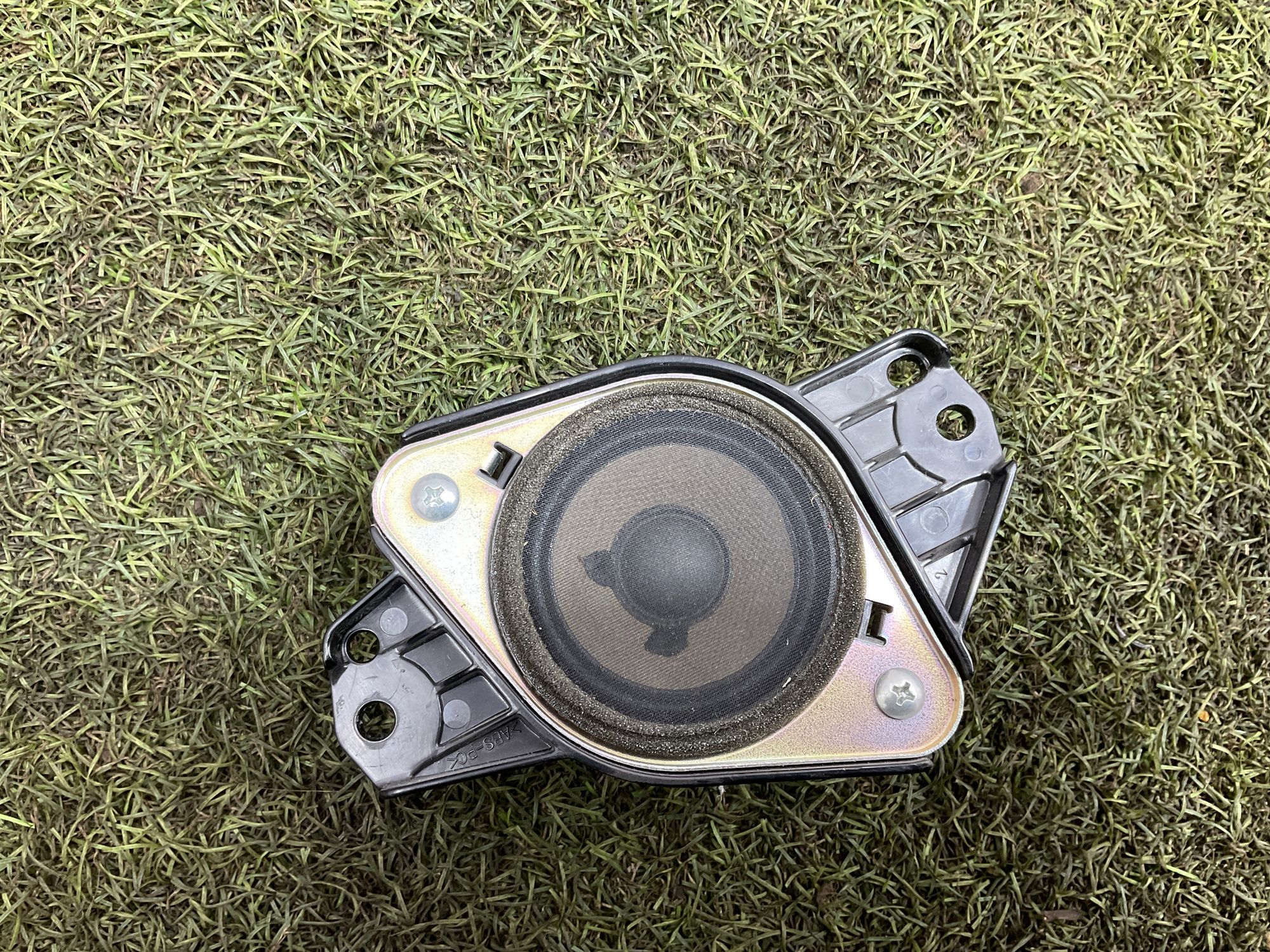 Динамик передней панели Toyota Land Cruiser 200 рестайлинг 2 (2015—2023) 2017, 3000 рублей, Москва