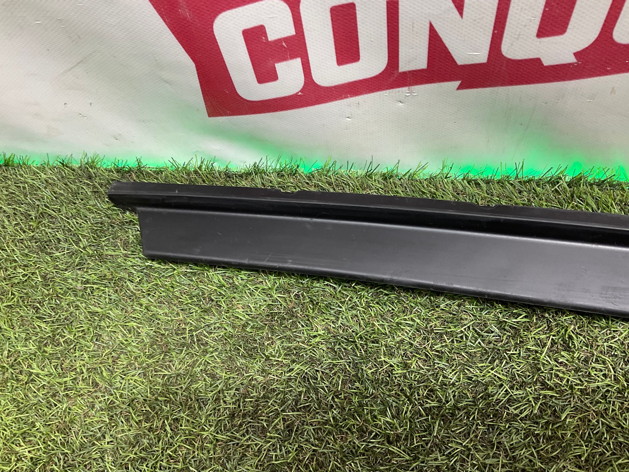 Накладка стойки кузова центральная левая Land Rover Defender L663 II 2022, 8000 рублей, Москва