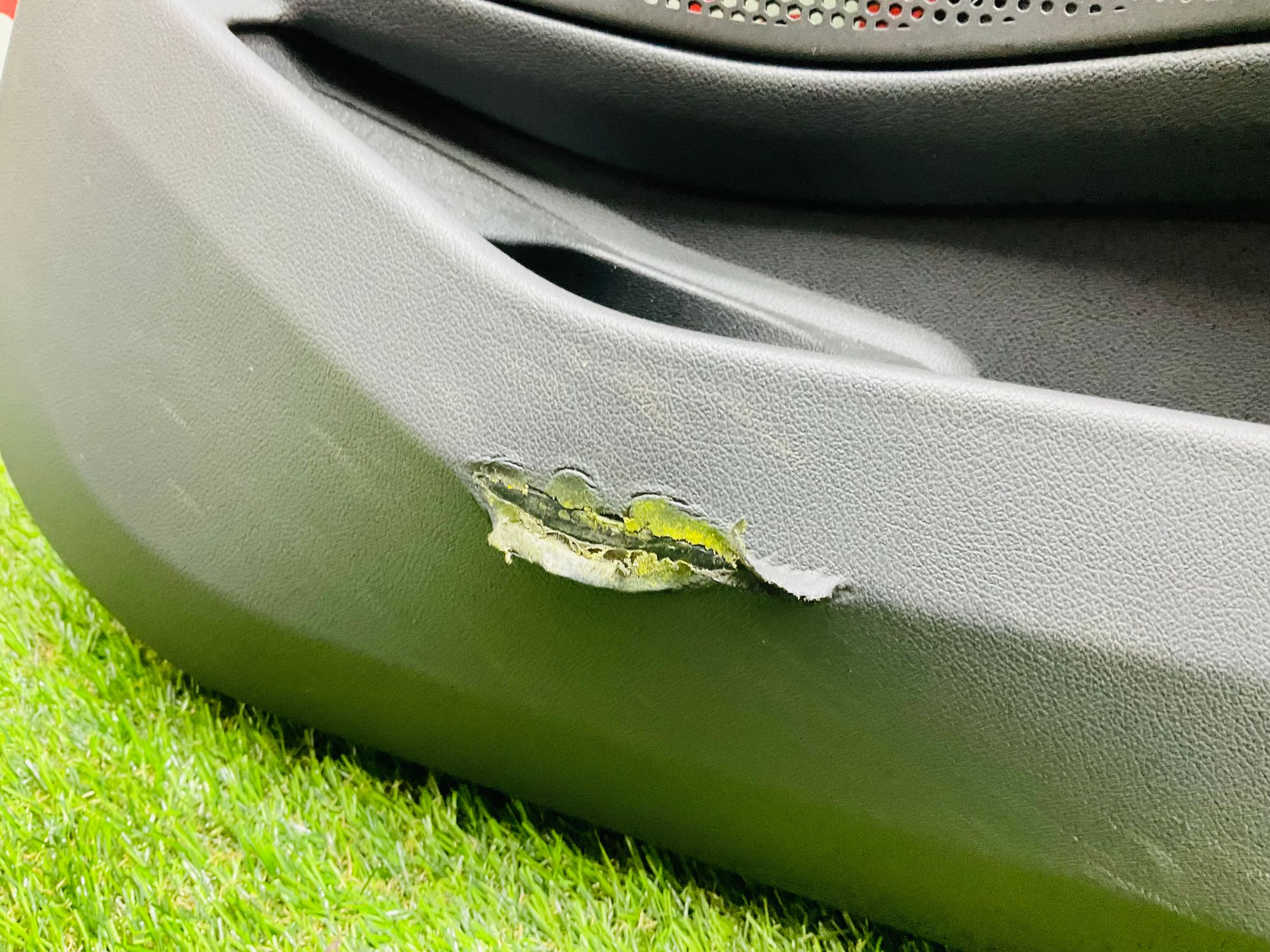 https://ycs.partsauto.market/partsauto-images/thmbs/userImages/h353NjtZg3VDP19b5HMt7LlpbQ93/part/66e52591-db6b-4f46-b104-f0ed3f16473d_1781342635912.jpg