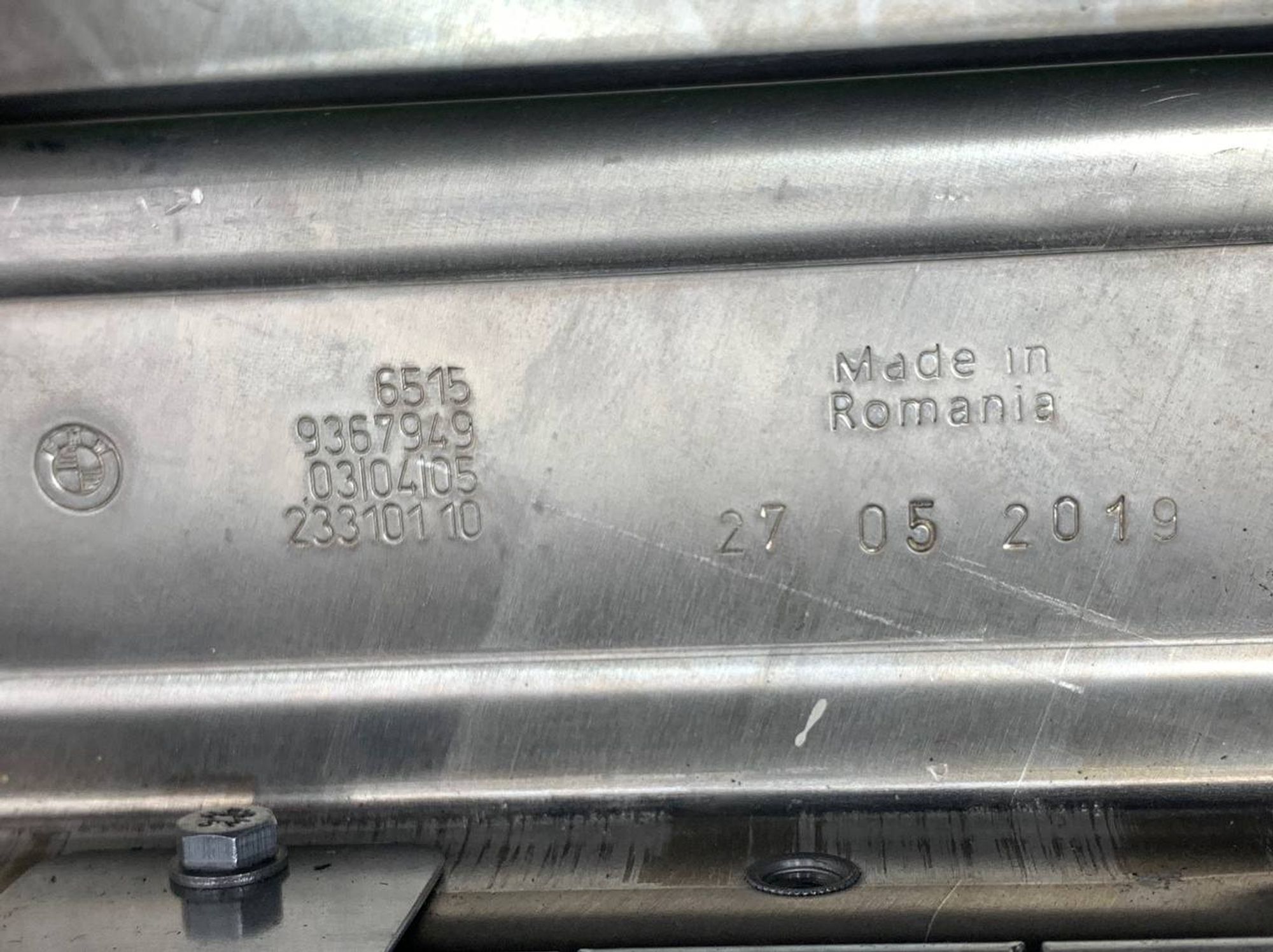 https://ycs.partsauto.market/partsauto-images/thmbs/userImages/h353NjtZg3VDP19b5HMt7LlpbQ93/part/67715c23-76b0-4d3f-bb79-555ff0593493_1728720092264.jpg