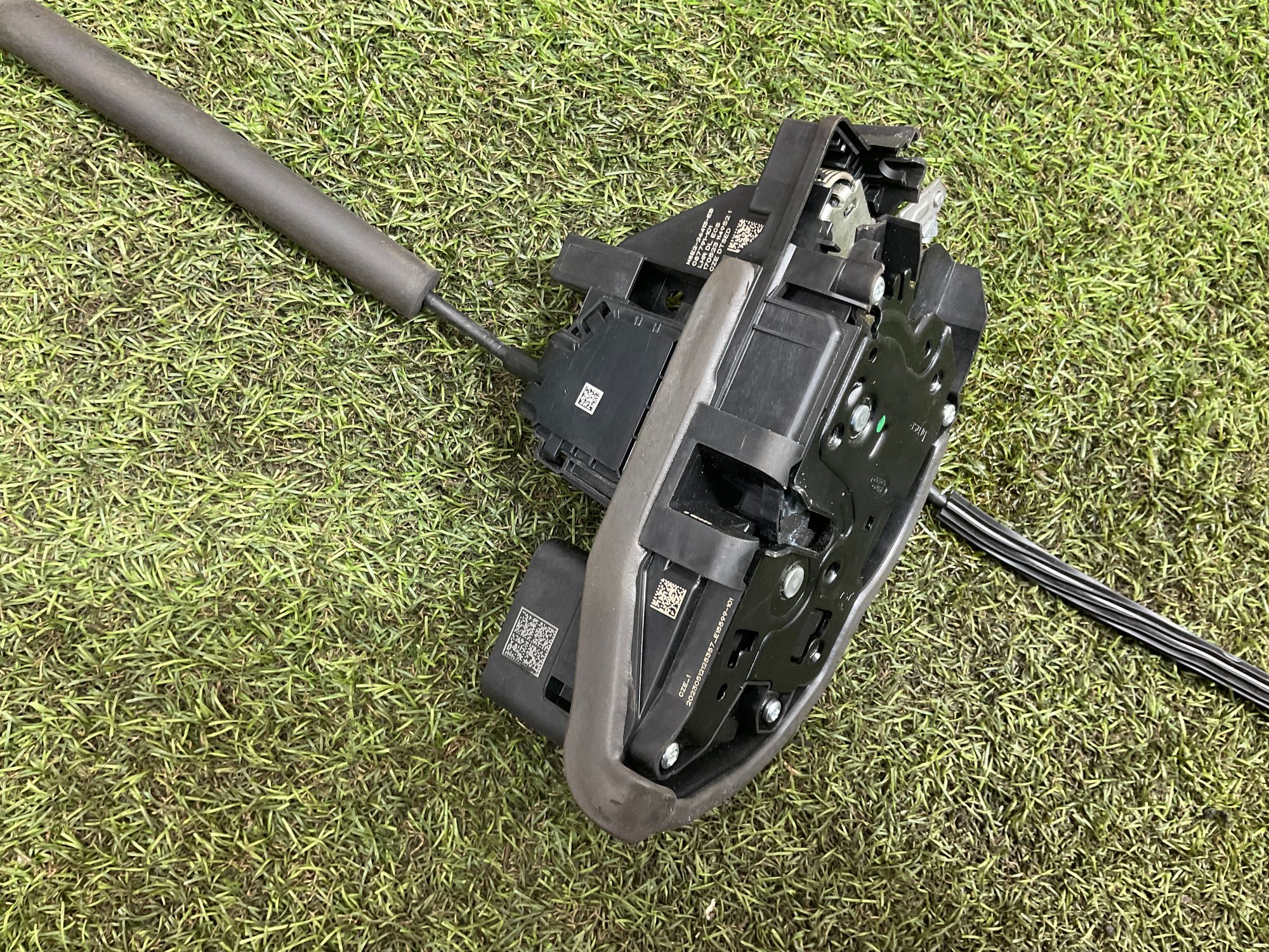 Замок двери левой задней Land Rover Defender II L663 2022, 7000 рублей, Москва