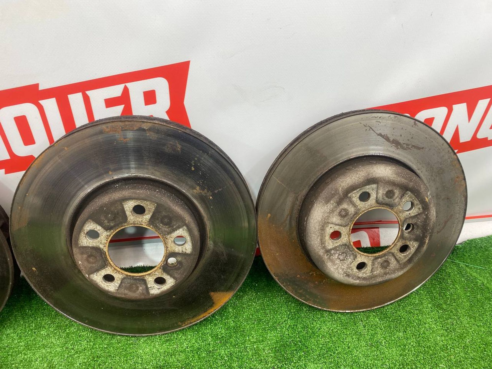 https://ycs.partsauto.market/partsauto-images/thmbs/userImages/h353NjtZg3VDP19b5HMt7LlpbQ93/part/677b101c-1174-43d4-9f13-55e78d4dc35c_1743594206907.jpg