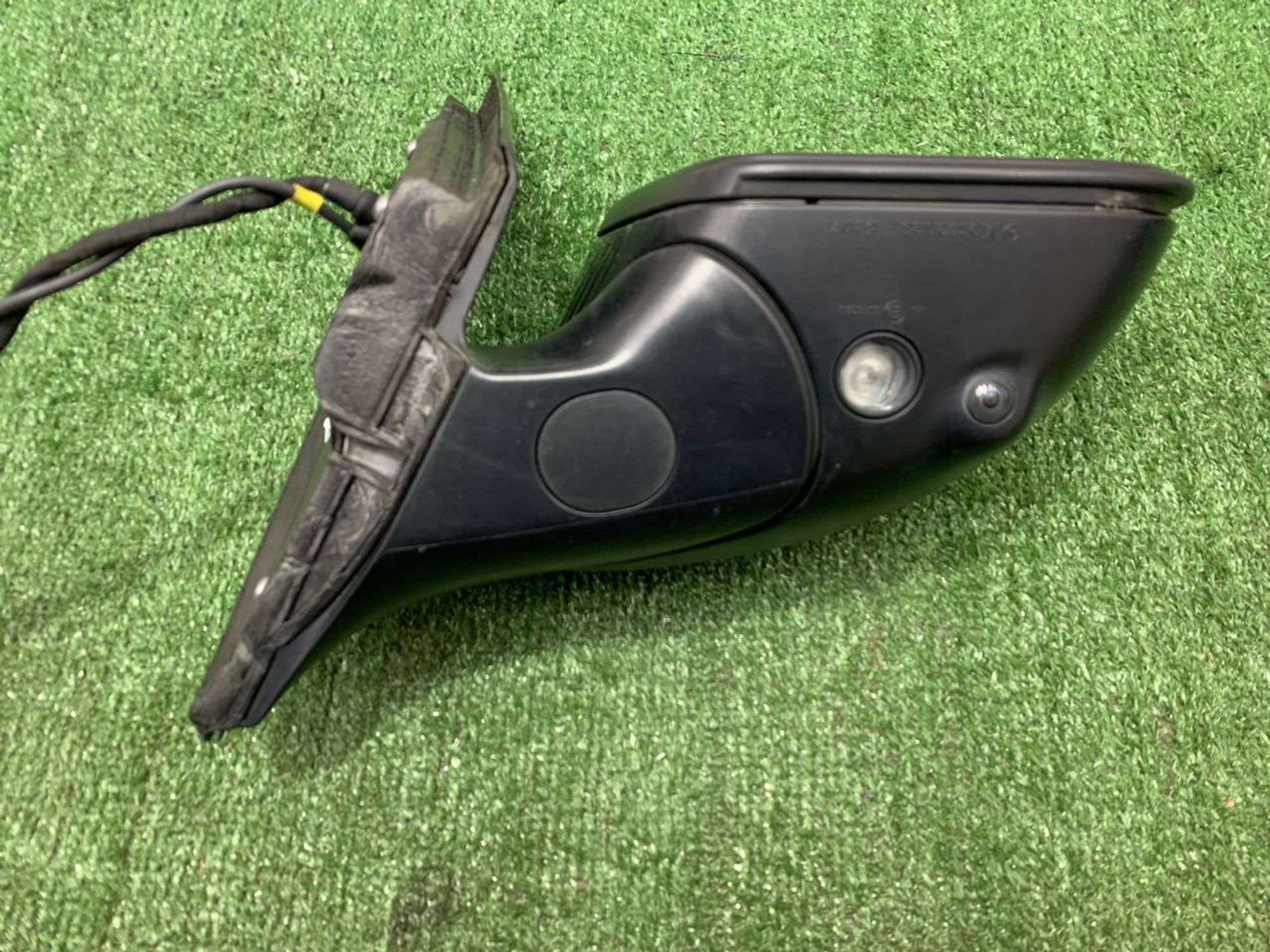 https://ycs.partsauto.market/partsauto-images/thmbs/userImages/h353NjtZg3VDP19b5HMt7LlpbQ93/part/67e7442a-eee6-414e-bf25-48c154ba34f3_1729582876122.jpg