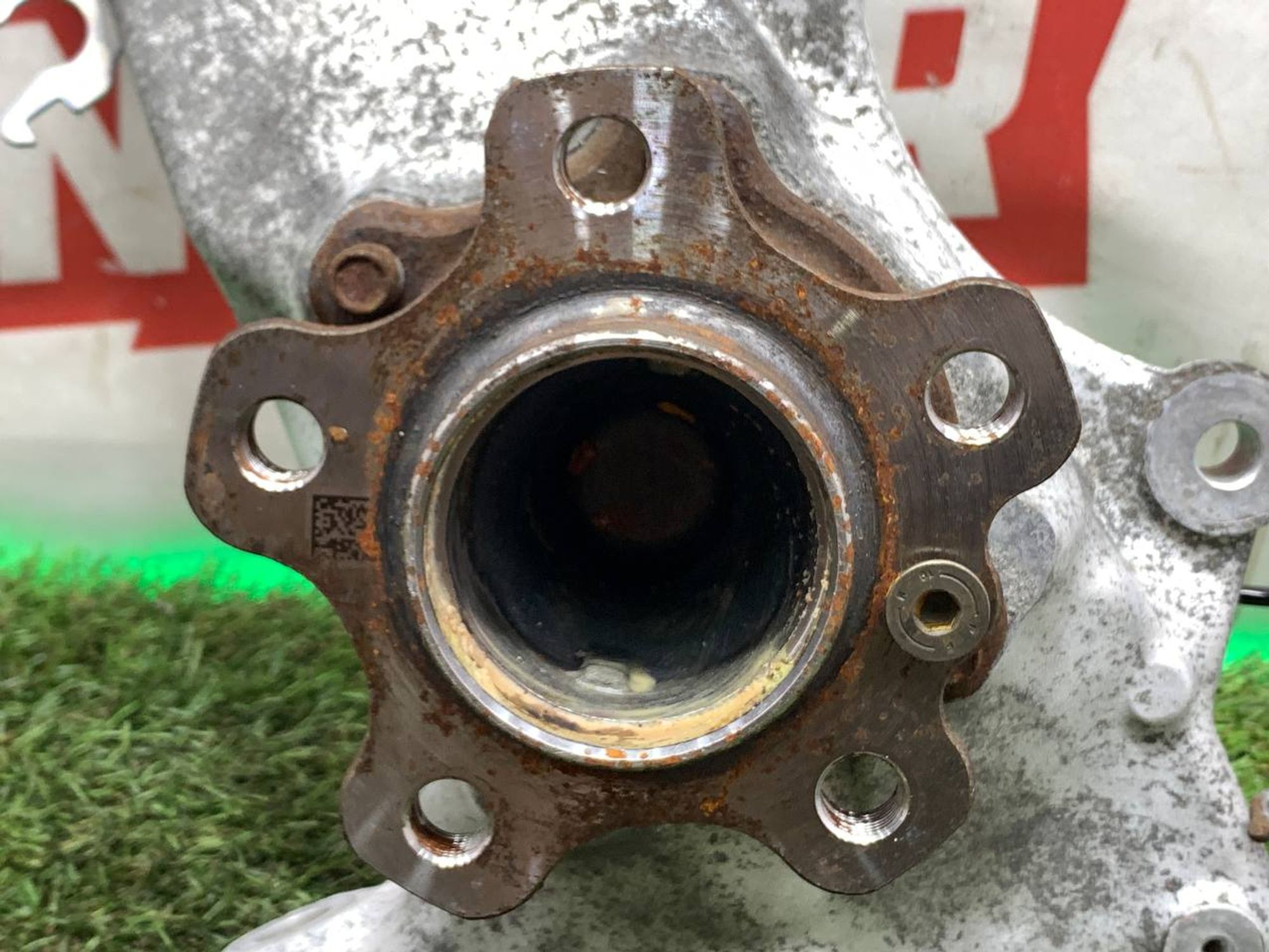 https://ycs.partsauto.market/partsauto-images/thmbs/userImages/h353NjtZg3VDP19b5HMt7LlpbQ93/part/685b6786-1aa5-491e-ade7-0d8693ab0c8f_1718873883856.jpg