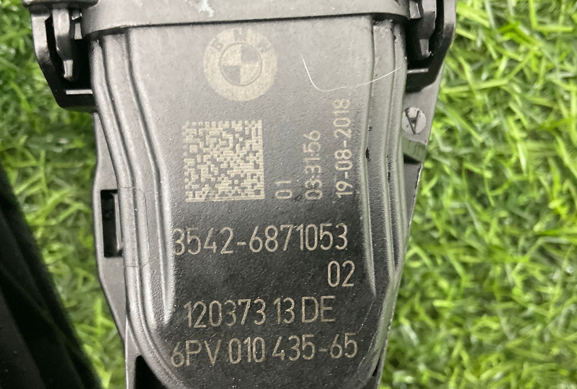 https://ycs.partsauto.market/partsauto-images/thmbs/userImages/h353NjtZg3VDP19b5HMt7LlpbQ93/part/687b6571-91b1-491d-9d9d-a5ff8a9ef66f_1742305417539.jpg