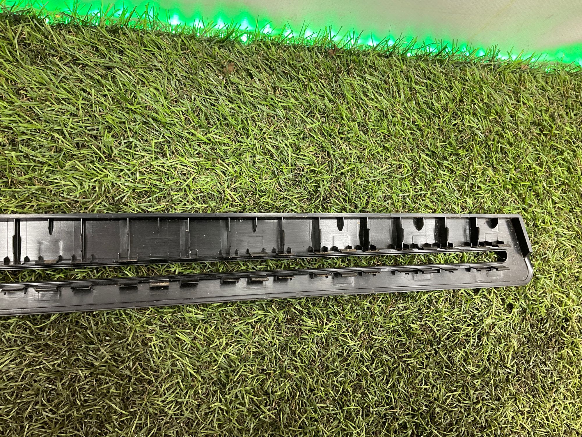 Накладка шторки заднего стекла правая BMW X5 M F85 2016, 1000 рублей, Москва